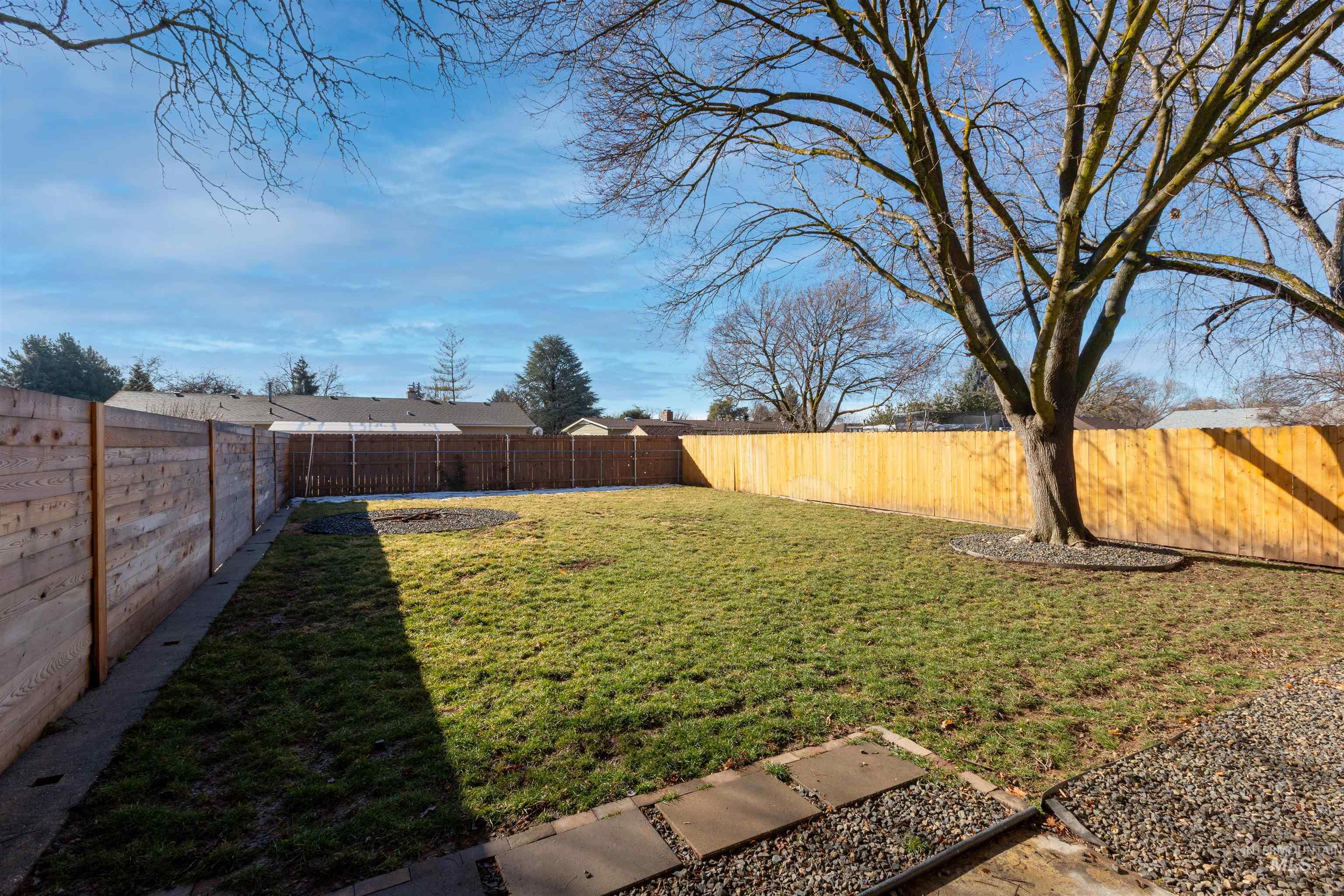 8561 W Goddard, Boise, Idaho 83704, 3 Bedrooms, 2 Bathrooms, Residential Income For Sale, Price $719,900, 98956694