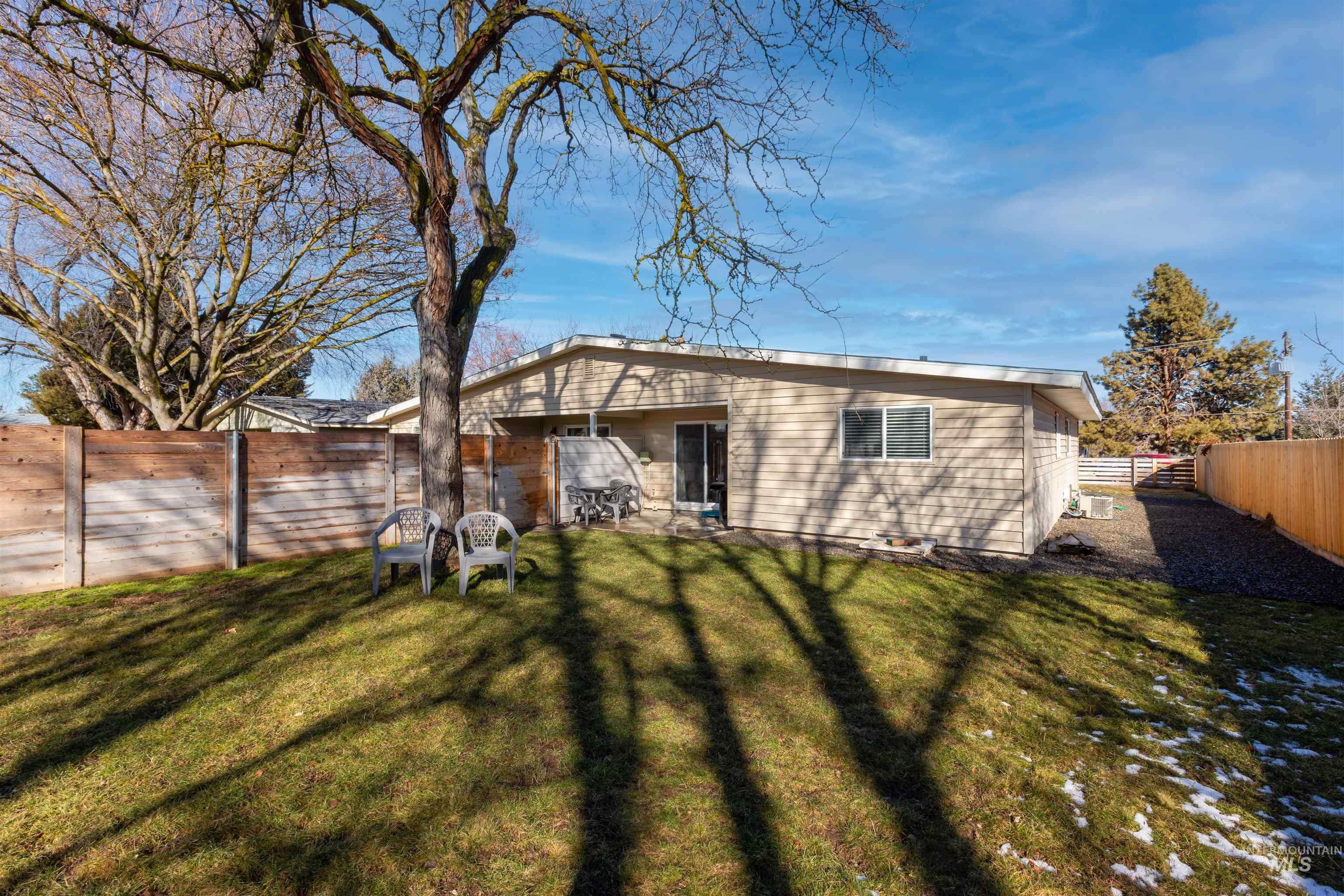 8561 W Goddard, Boise, Idaho 83704, 3 Bedrooms, 2 Bathrooms, Residential Income For Sale, Price $719,900, 98956694
