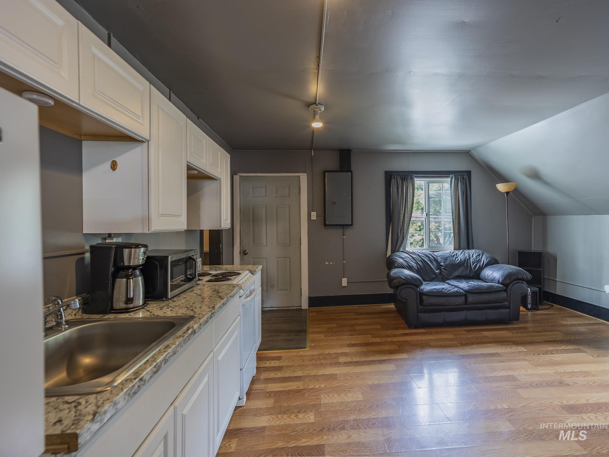 116 E North 2nd St., Grangeville, Idaho 83530, 3 Bedrooms, 2 Bathrooms, Residential Income For Sale, Price $295,000, 98956849