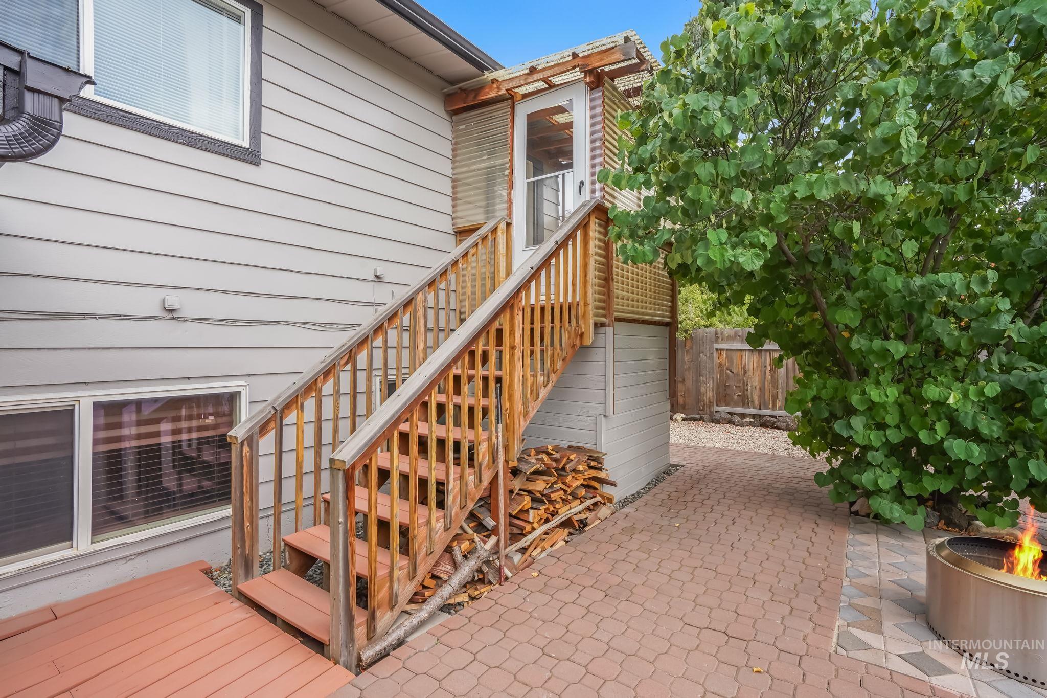 703 S Phillippi St, Boise, Idaho 83705, 4 Bedrooms, 2 Bathrooms, Residential Income For Sale, Price $849,900, 98956973