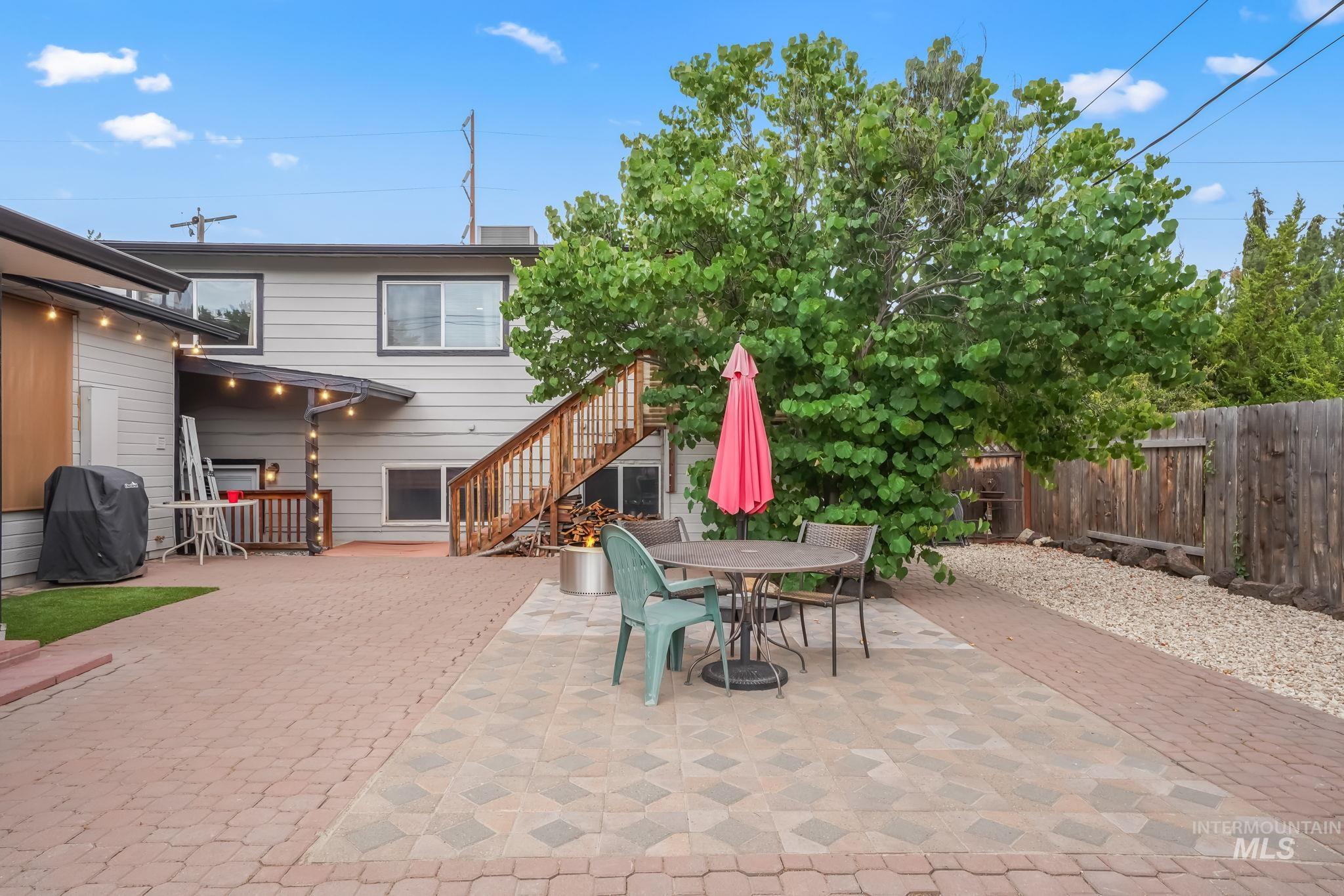 703 S Phillippi St, Boise, Idaho 83705, 4 Bedrooms, 2 Bathrooms, Residential Income For Sale, Price $849,900, 98956973