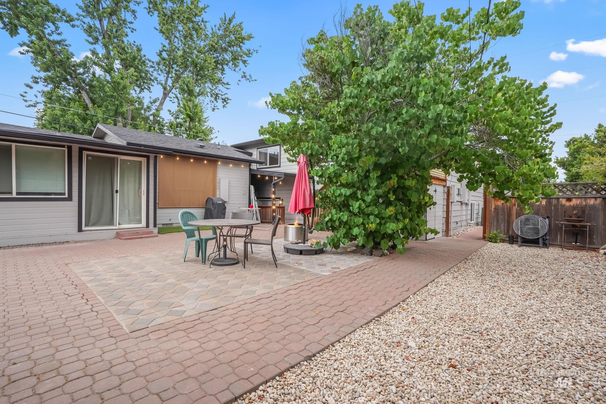 703 S Phillippi St, Boise, Idaho 83705, 4 Bedrooms, 2 Bathrooms, Residential Income For Sale, Price $849,900, 98956973