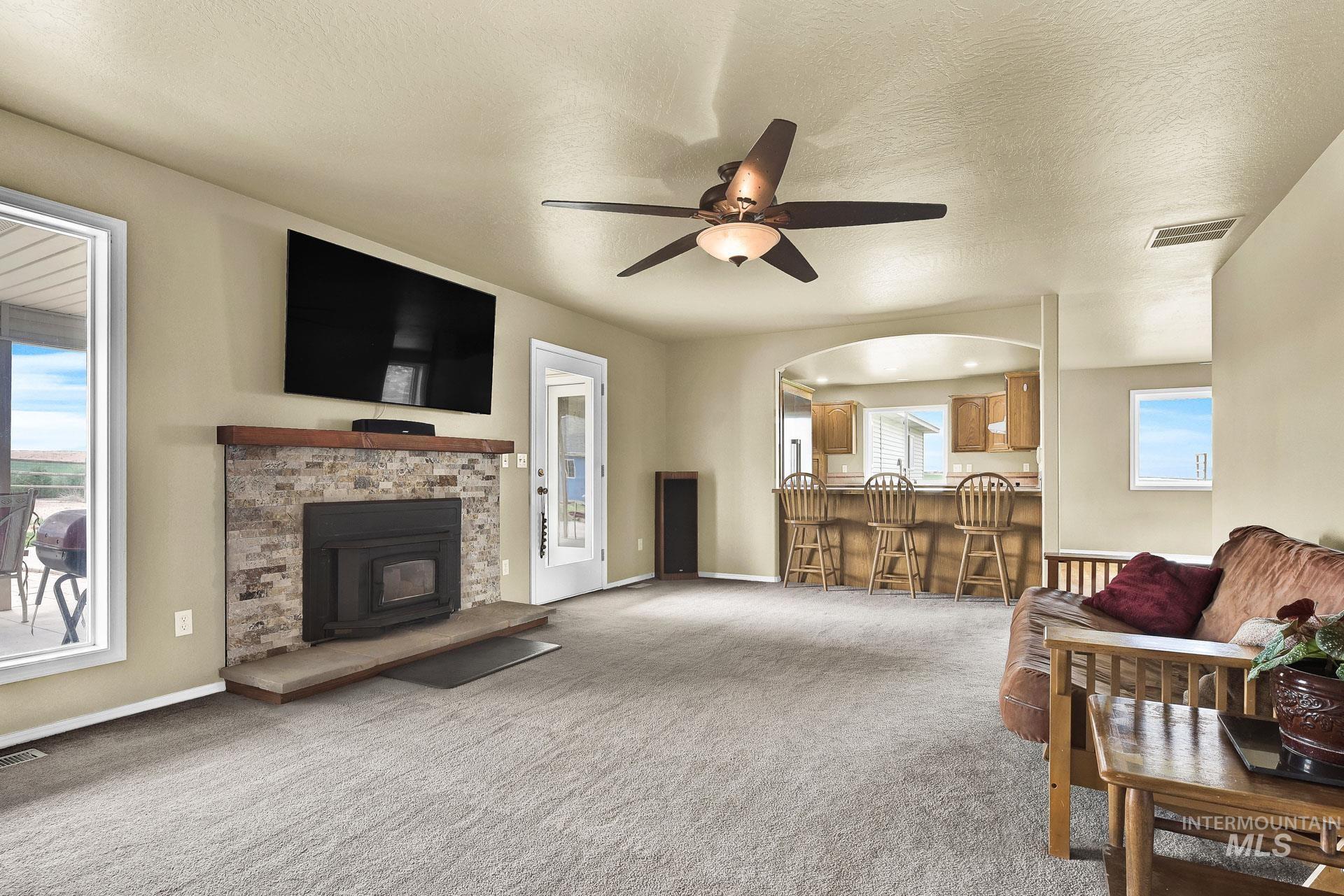 9770 Farner Rd, Nampa, Idaho 83686-9148, 3 Bedrooms, 3 Bathrooms, Farm & Ranch For Sale, Price $1,200,000, 98957131