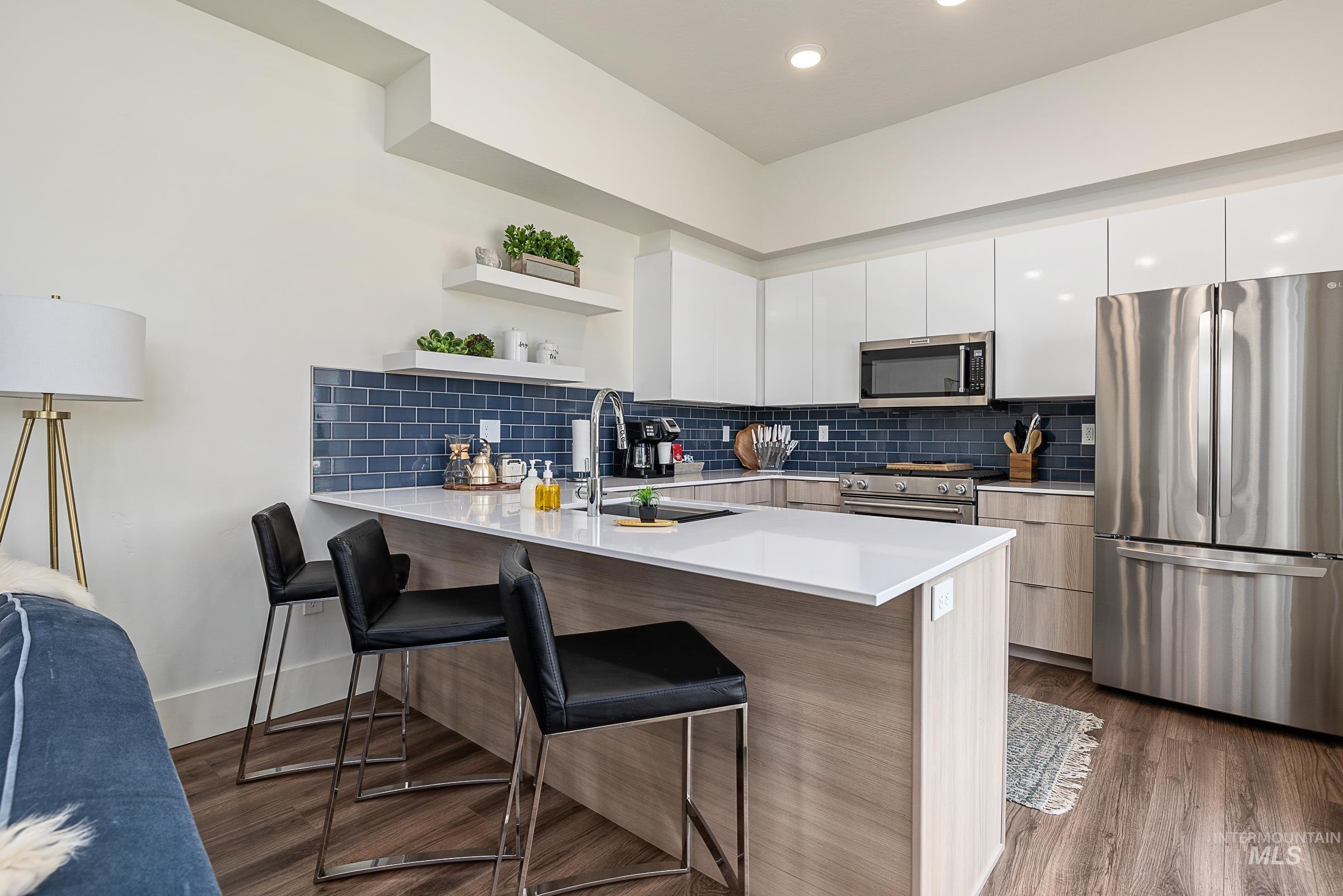 2775 W Stewart Ave., Boise, Idaho 83702, 2 Bedrooms, 2 Bathrooms, Residential Income For Sale, Price $555,000, 98957144