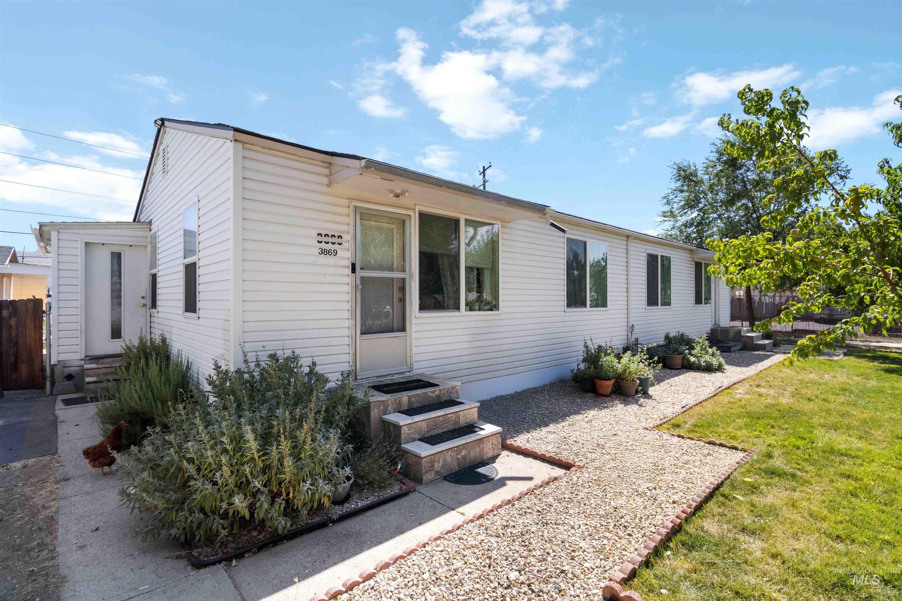 3869 & 3883 W Custer Dr, Boise, Idaho 83705, 3 Bedrooms, 2 Bathrooms, Residential Income For Sale, Price $620,000, 98957147