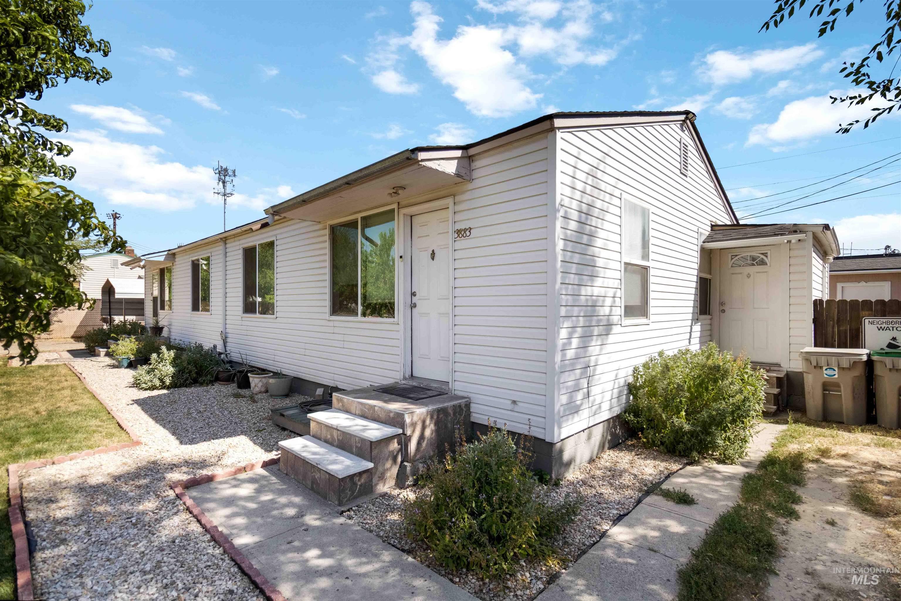 3869 & 3883 W Custer Dr, Boise, Idaho 83705, 3 Bedrooms, 2 Bathrooms, Residential Income For Sale, Price $620,000, 98957147