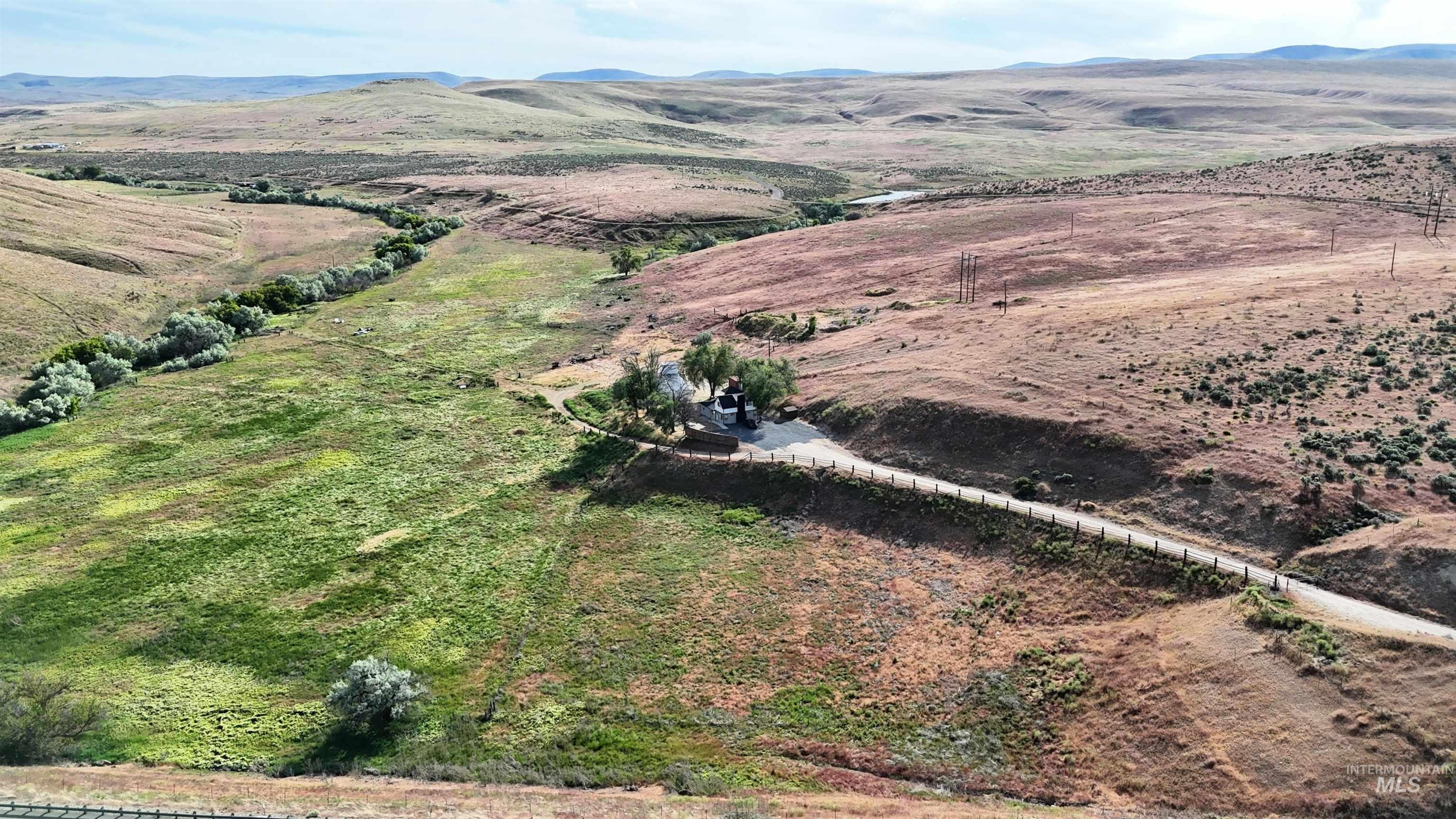 5850 Lockett Rd., Huntington, Oregon 97907, 4 Bedrooms, 2.5 Bathrooms, Farm & Ranch For Sale, Price $525,000, 98957305