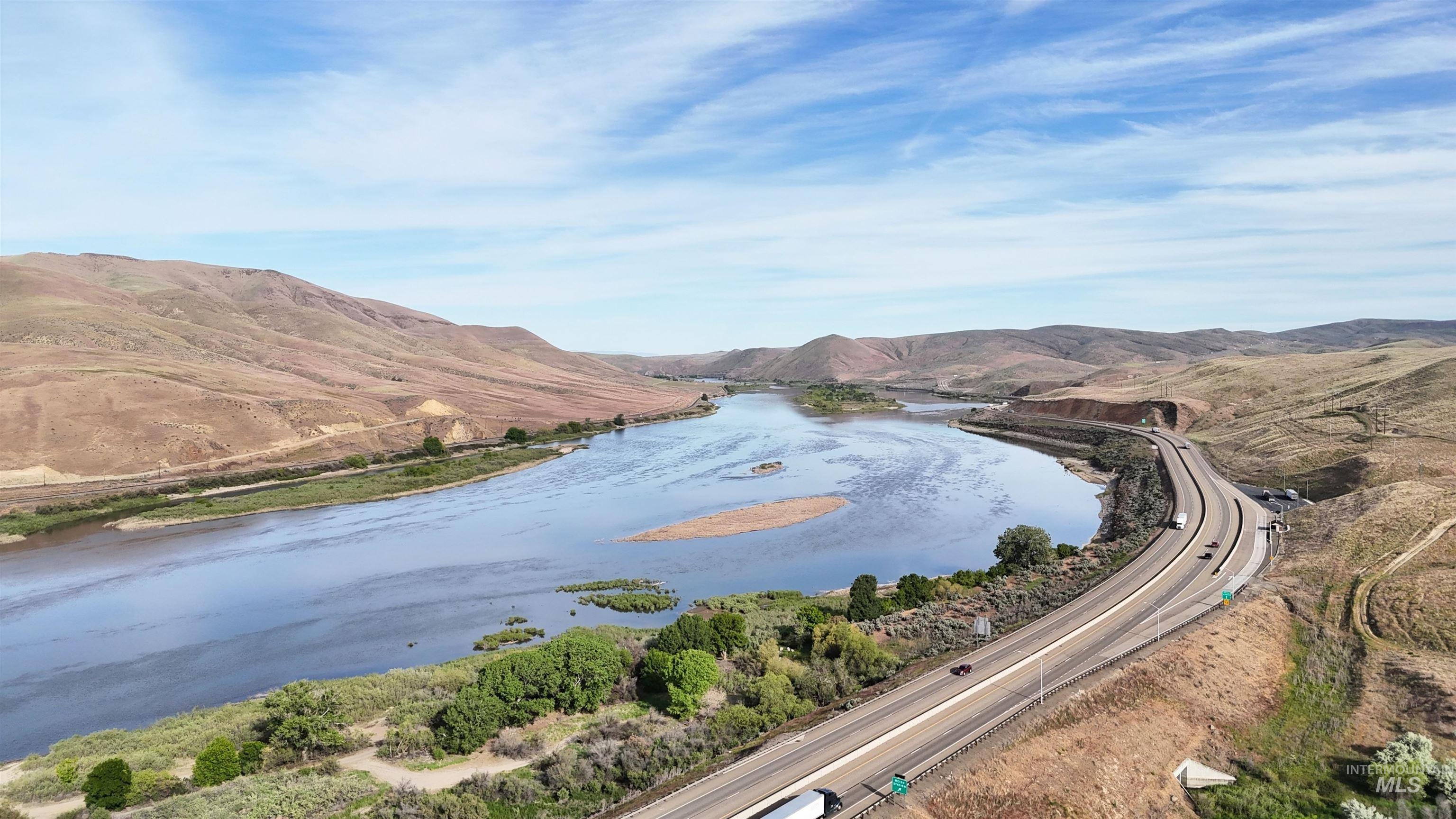 5850 Lockett Rd., Huntington, Oregon 97907, 4 Bedrooms, 2.5 Bathrooms, Farm & Ranch For Sale, Price $525,000, 98957305
