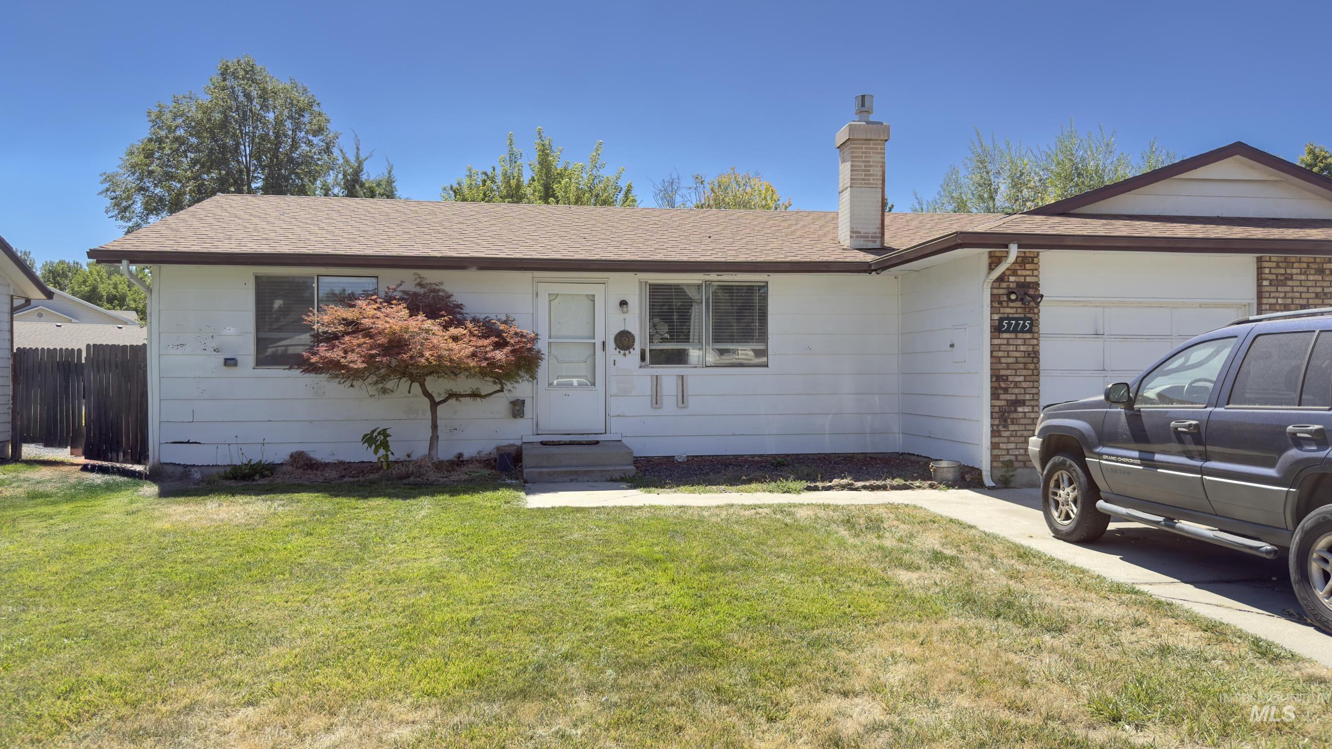 5775-5777 W Ellen's Ferry Drive, Boise, Idaho 83703, 2 Bedrooms, 1 Bathroom, Residential Income For Sale, Price $524,900, 98957331