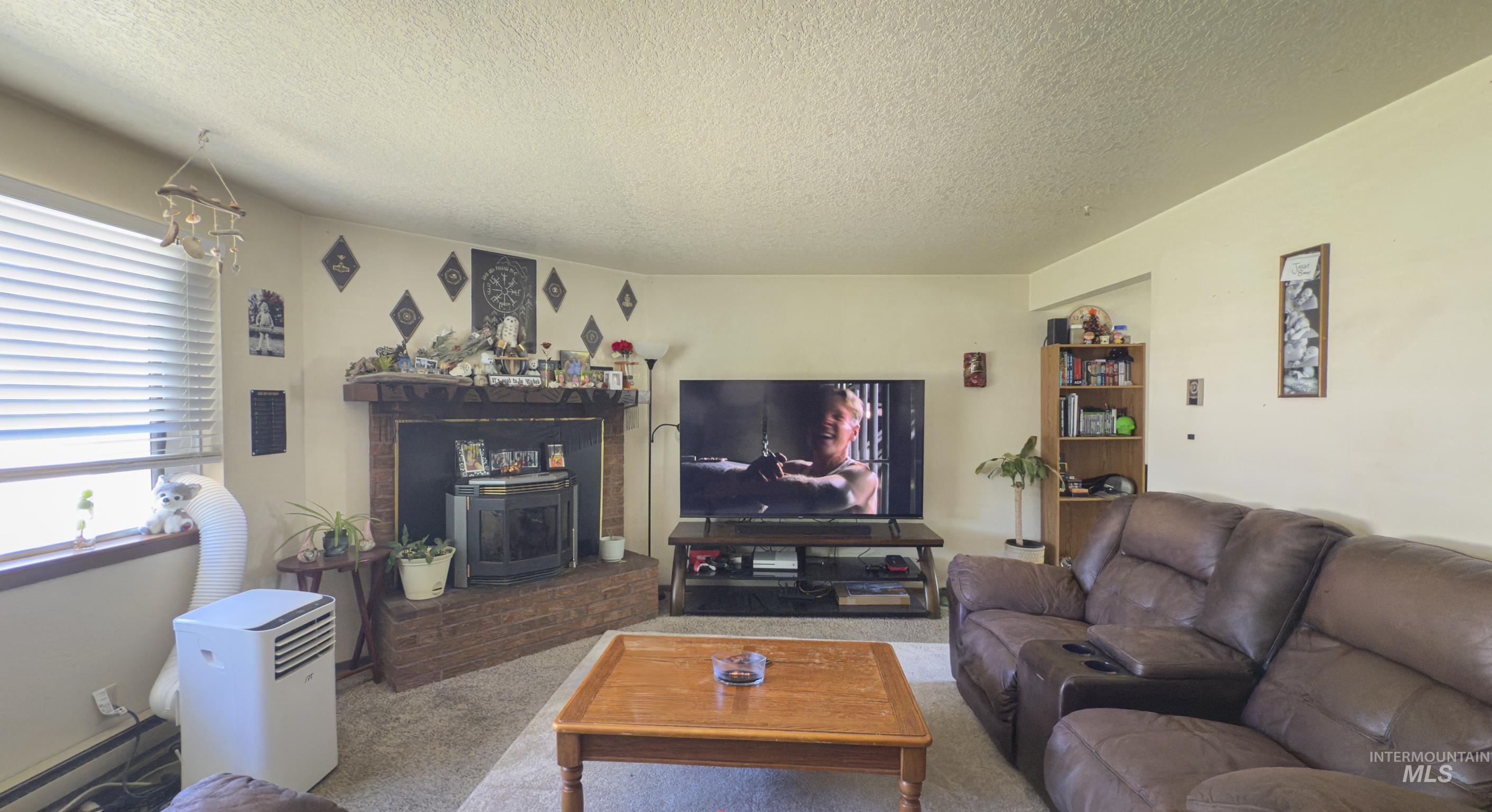 5775-5777 W Ellen's Ferry Drive, Boise, Idaho 83703, 2 Bedrooms, 1 Bathroom, Residential Income For Sale, Price $524,900, 98957331