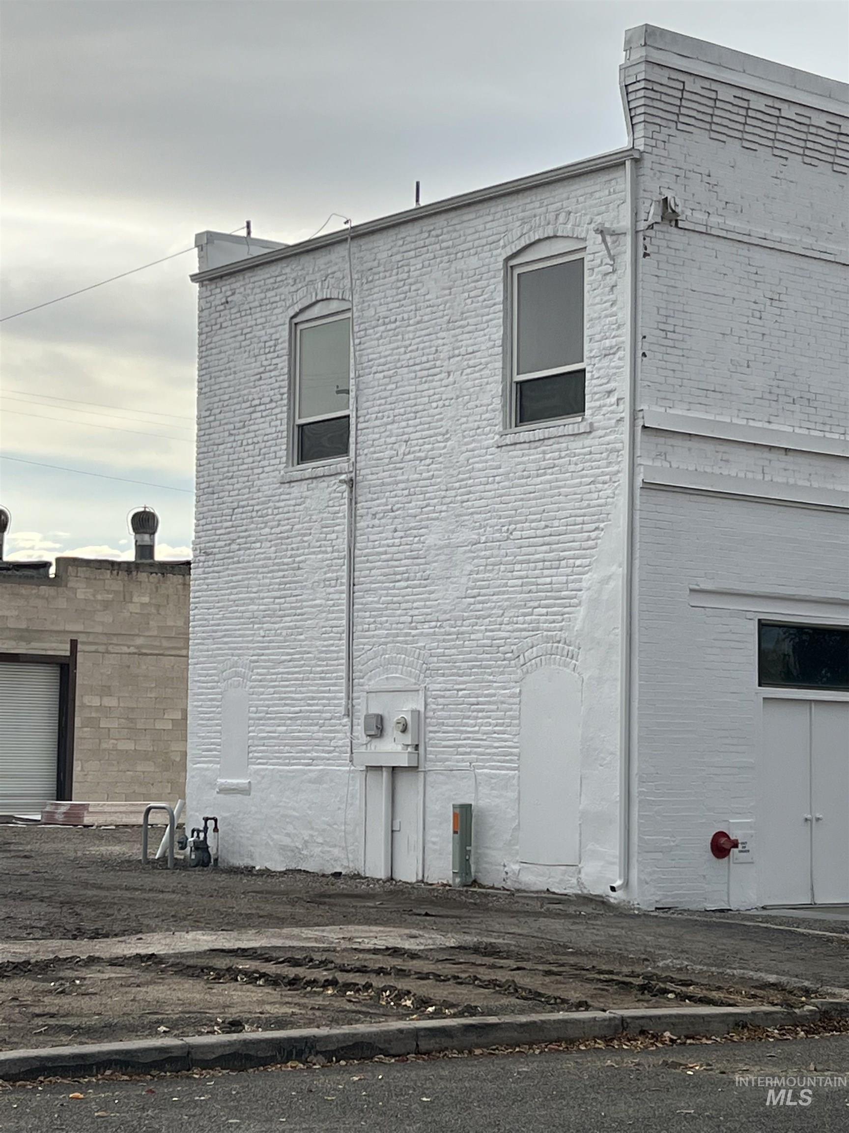 200 3rd Avenue East, Twin Falls, Idaho 83301, Business/Commercial For Sale, Price $695,000, 98957822