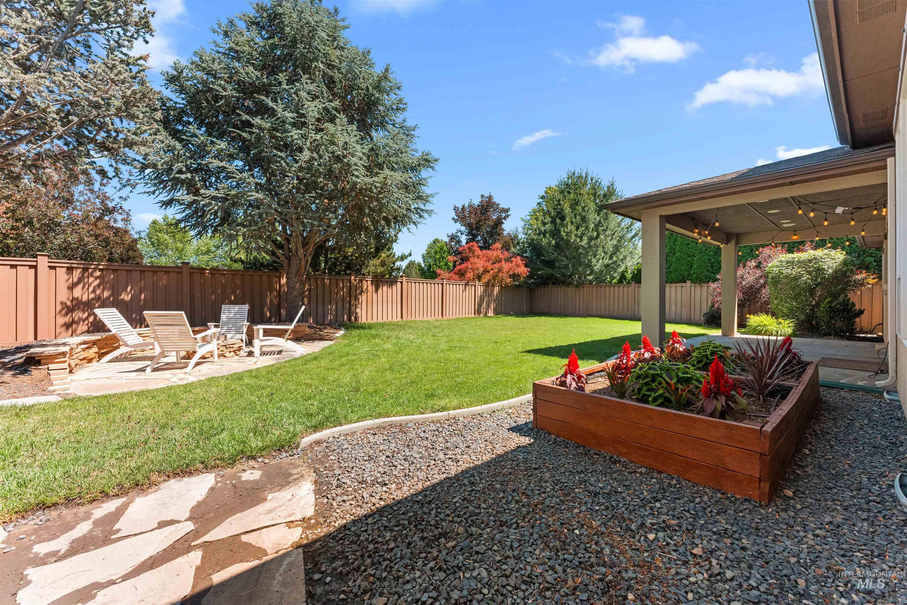 268 S Streamleaf Ave, Star, Idaho 83669, 4 Bedrooms, 3 Bathrooms, Residential For Sale, Price $739,900, 98957869