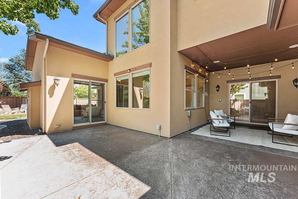 268 S Streamleaf Ave, Star, Idaho 83669, 4 Bedrooms, 3 Bathrooms, Residential For Sale, Price $739,900, 98957869