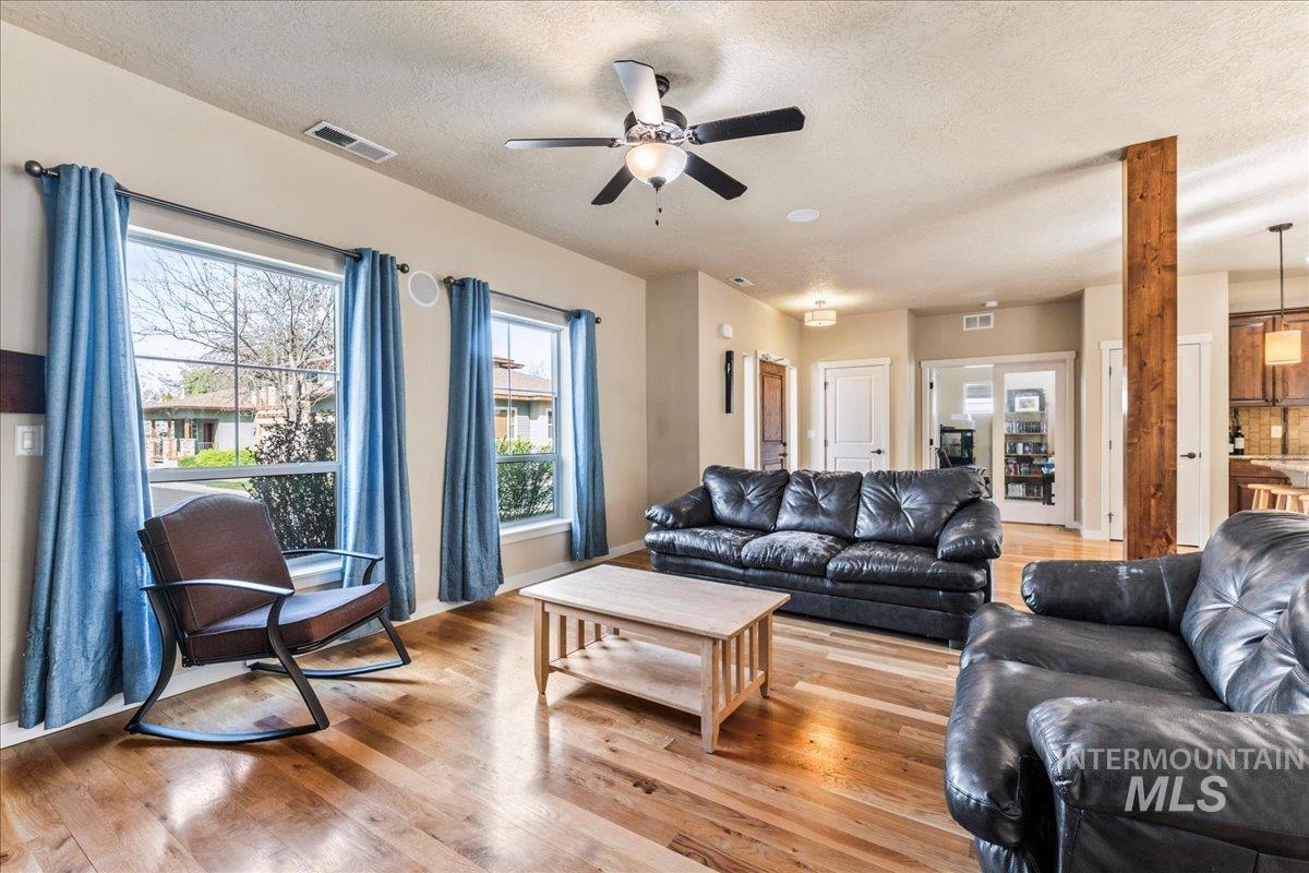2516 Cisco Lane, Boise, Idaho 83702, 3 Bedrooms, 3 Bathrooms, Rental For Rent, Price $3,200, 98957932