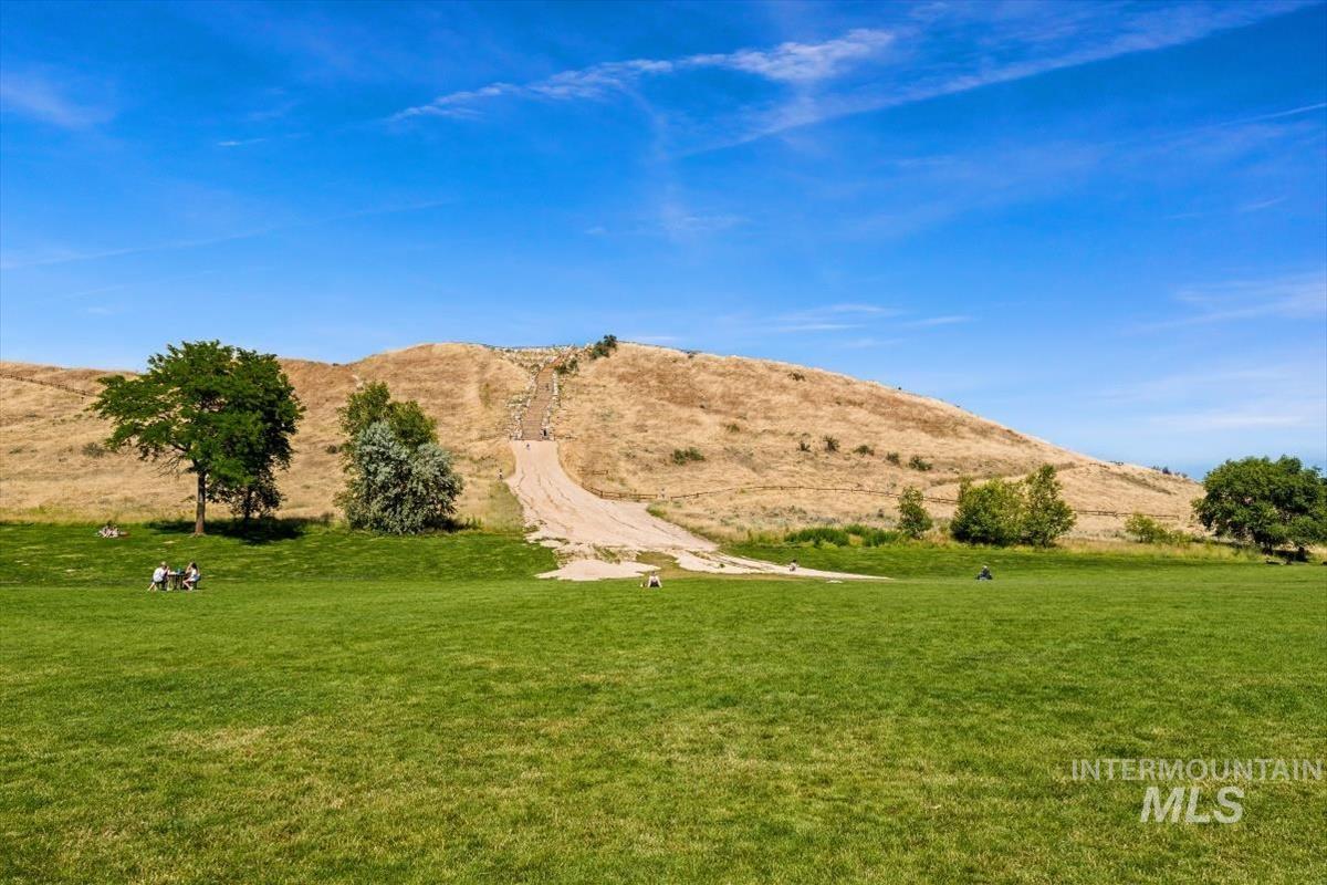 2516 Cisco Lane, Boise, Idaho 83702, 3 Bedrooms, 3 Bathrooms, Rental For Rent, Price $3,200, 98957932