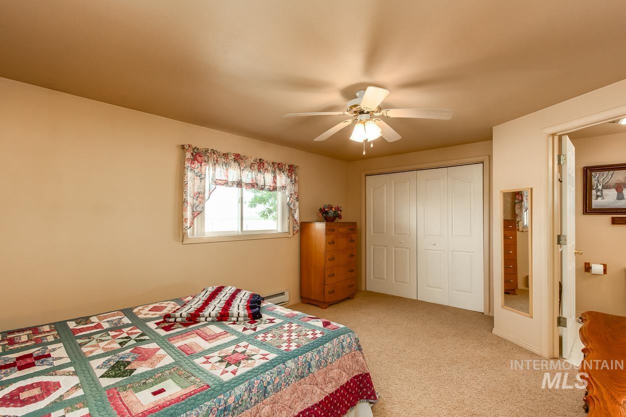 8100 Hillview RD, Emmett, Idaho 83617, 3 Bedrooms, 2 Bathrooms, Farm & Ranch For Sale, Price $1,499,000, 98957939