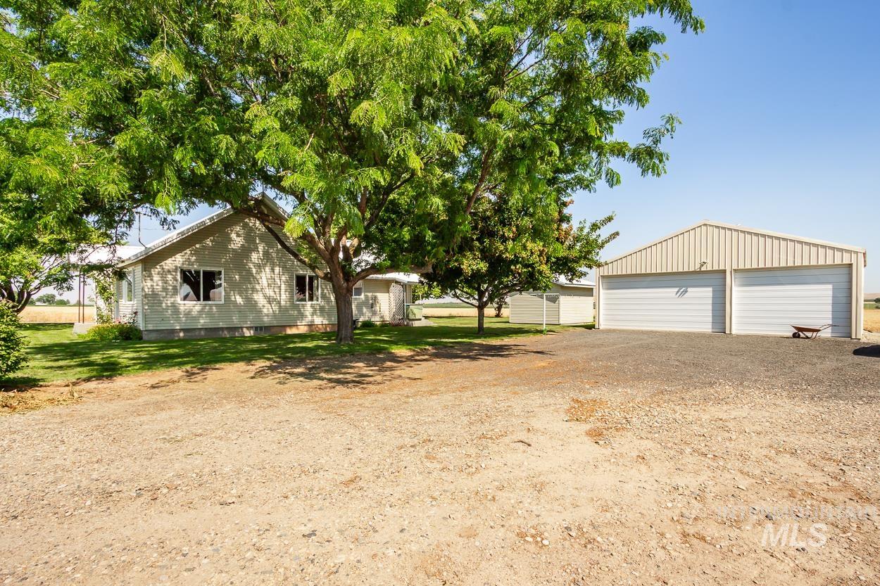 8100 Hillview RD, Emmett, Idaho 83617, 3 Bedrooms, 2 Bathrooms, Farm & Ranch For Sale, Price $1,499,000, 98957939