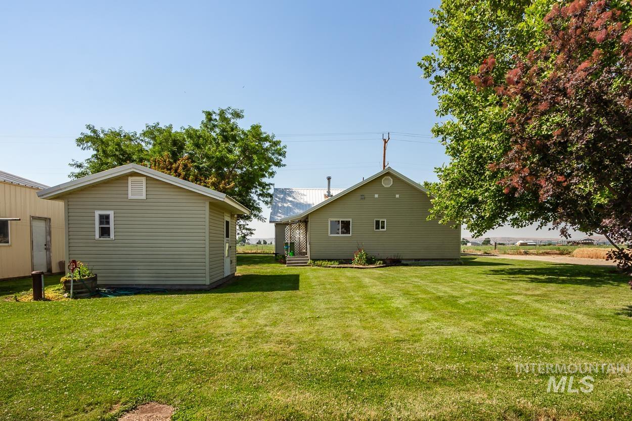 8100 Hillview RD, Emmett, Idaho 83617, 3 Bedrooms, 2 Bathrooms, Farm & Ranch For Sale, Price $1,499,000, 98957939