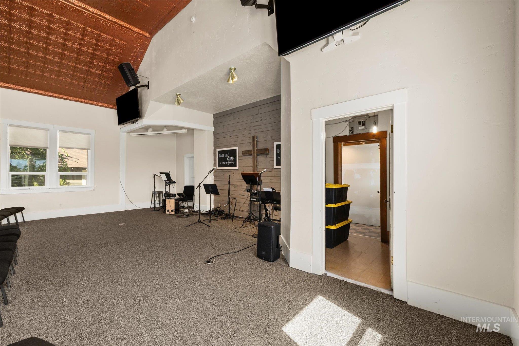 224 17th Ave S., Nampa, Idaho 83651, Business/Commercial For Sale, Price $750,000, 98958032