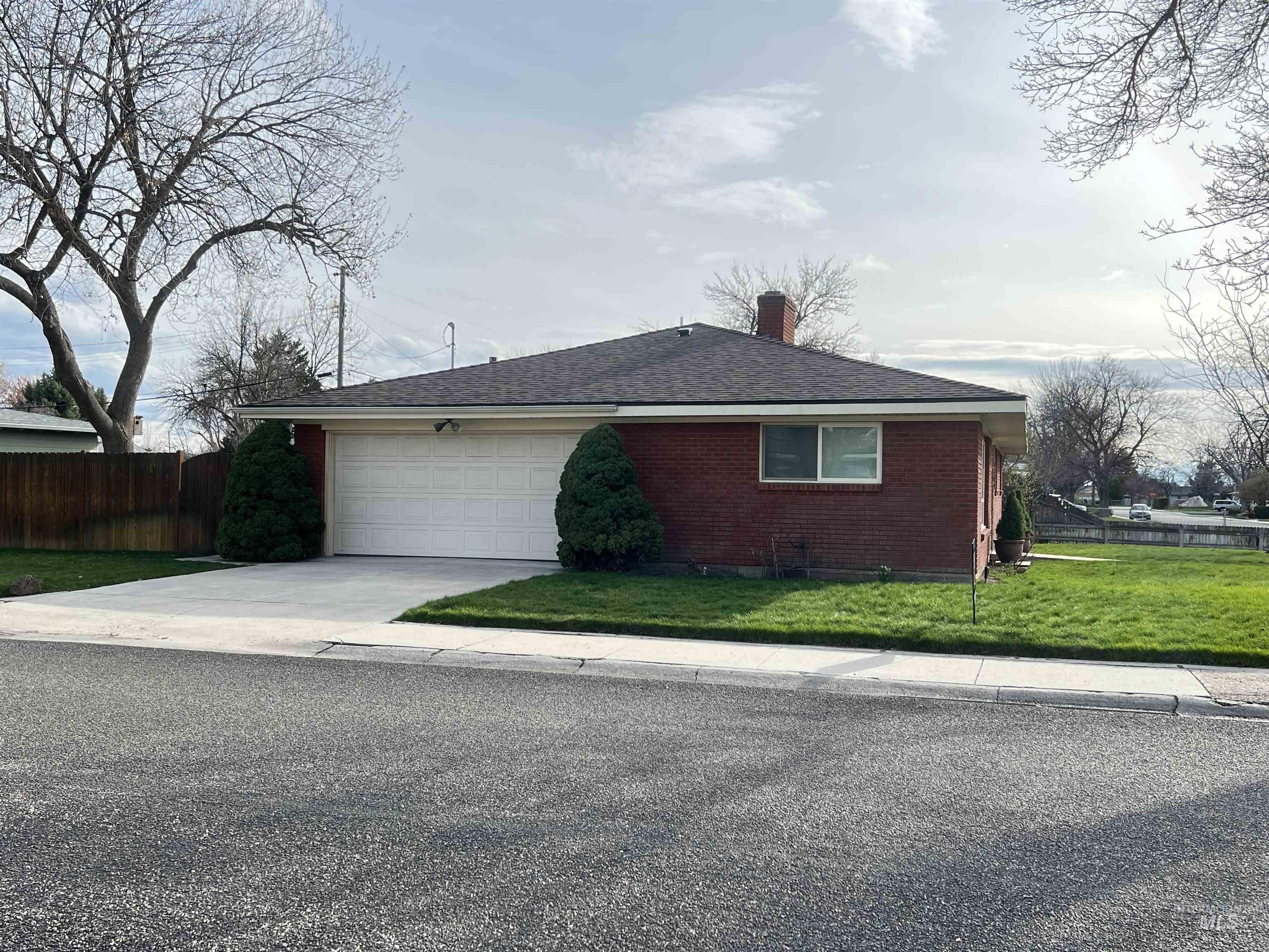 1300 S Brooklawn Dr., Boise, Idaho 83709, 3 Bedrooms, 2 Bathrooms, Rental For Rent, Price $2,100, 98958109