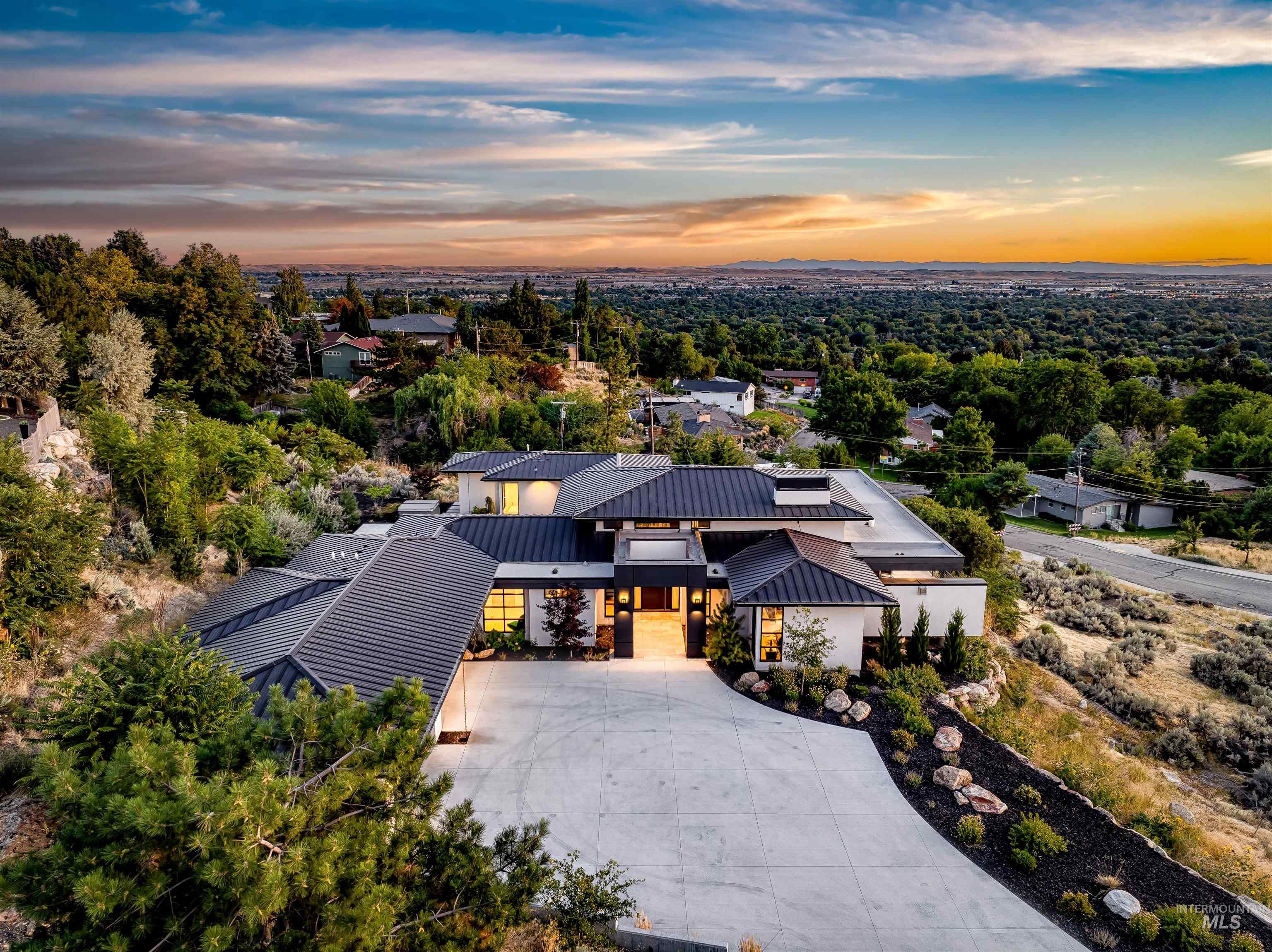 2813 E Hard Rock Drive, Boise, Idaho 83712, 4 Bedrooms, 4.5 Bathrooms, Residential For Sale, Price $3,970,000, 98958139