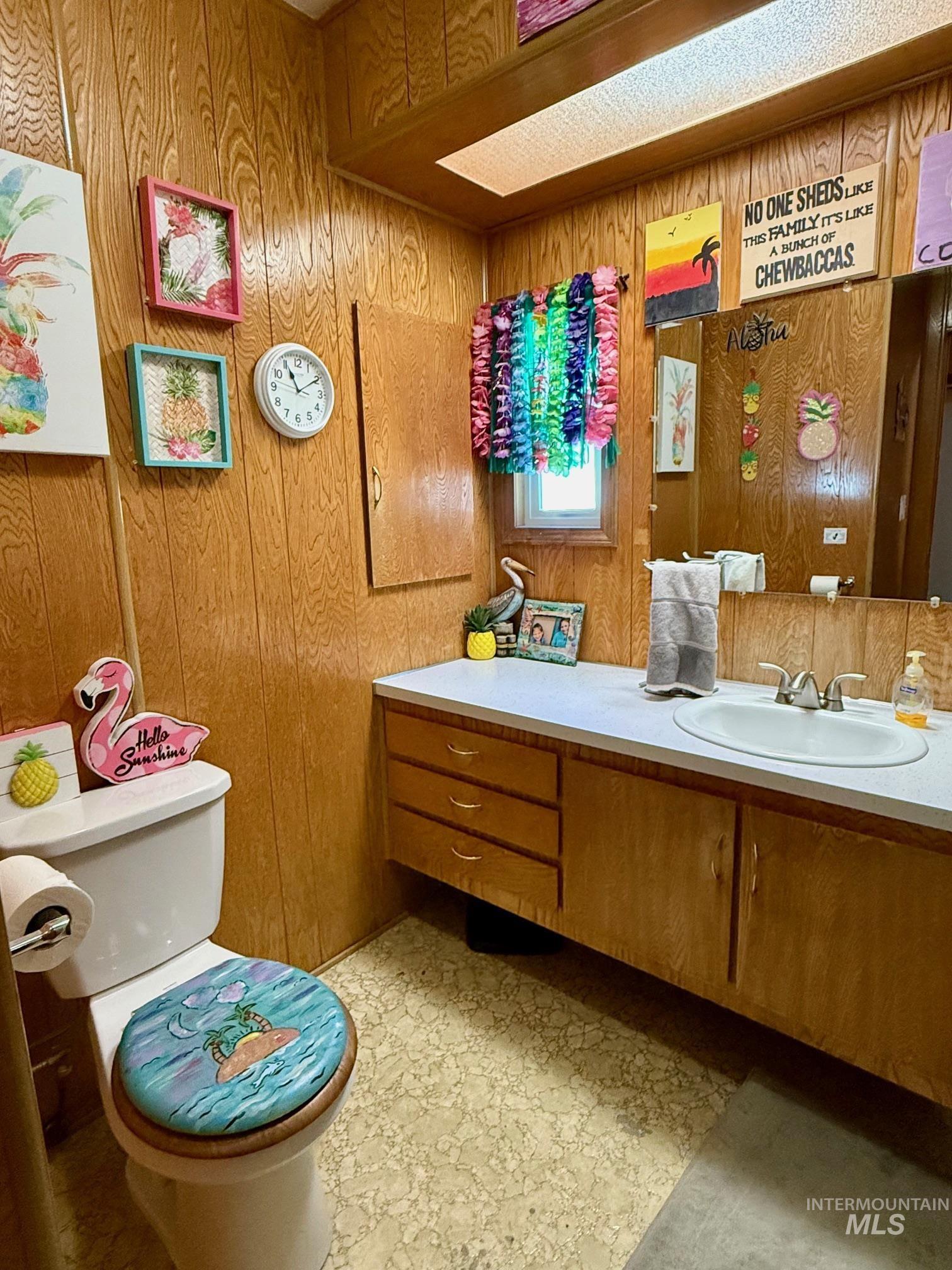 1 Chinook Ln, Orofino, Idaho 83544, 3 Bedrooms, 1 Bathroom, Residential For Sale, Price $35,000, 98958304