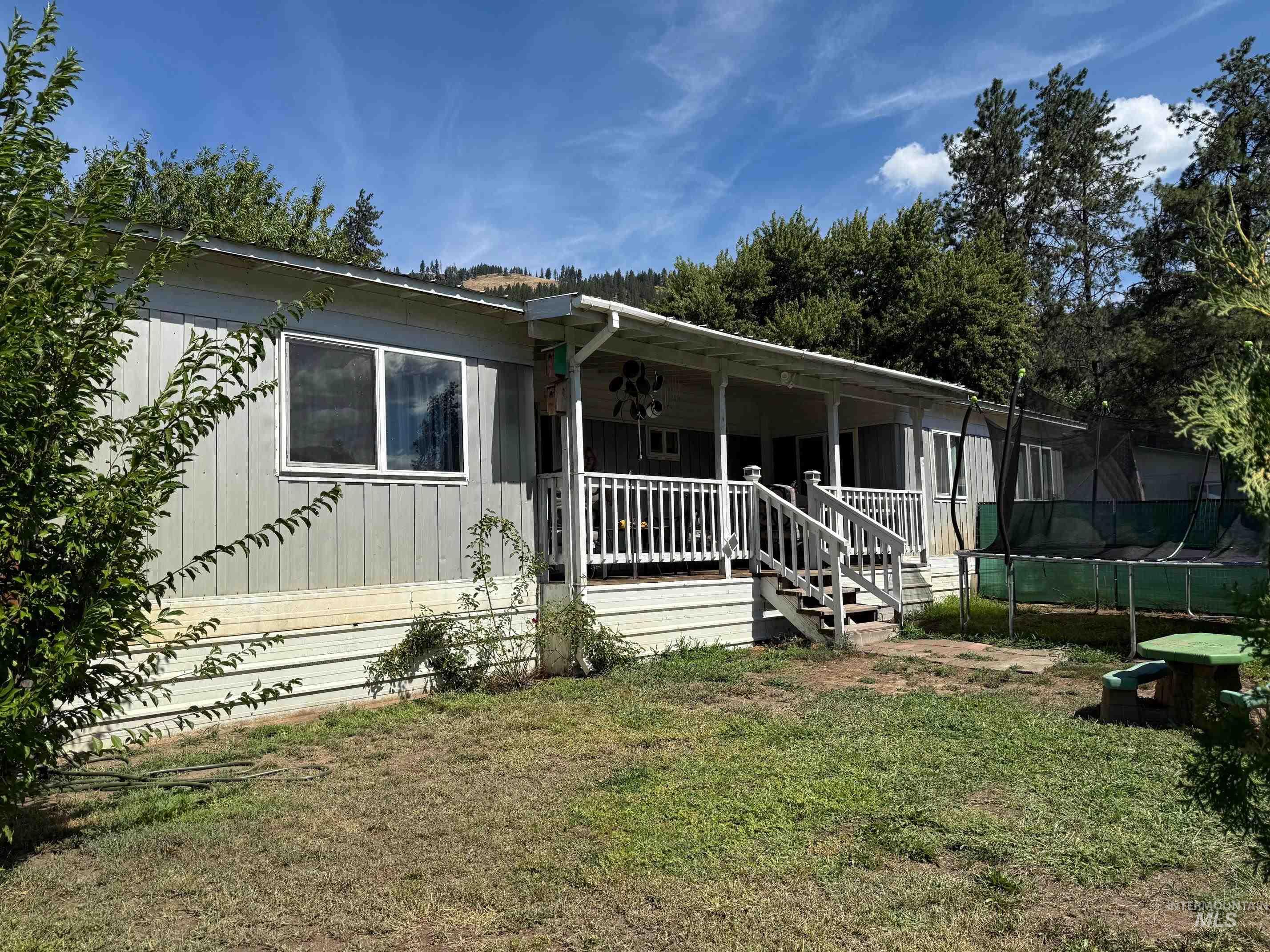 1 Chinook Ln, Orofino, Idaho 83544, 3 Bedrooms, 1 Bathroom, Residential For Sale, Price $35,000, 98958304