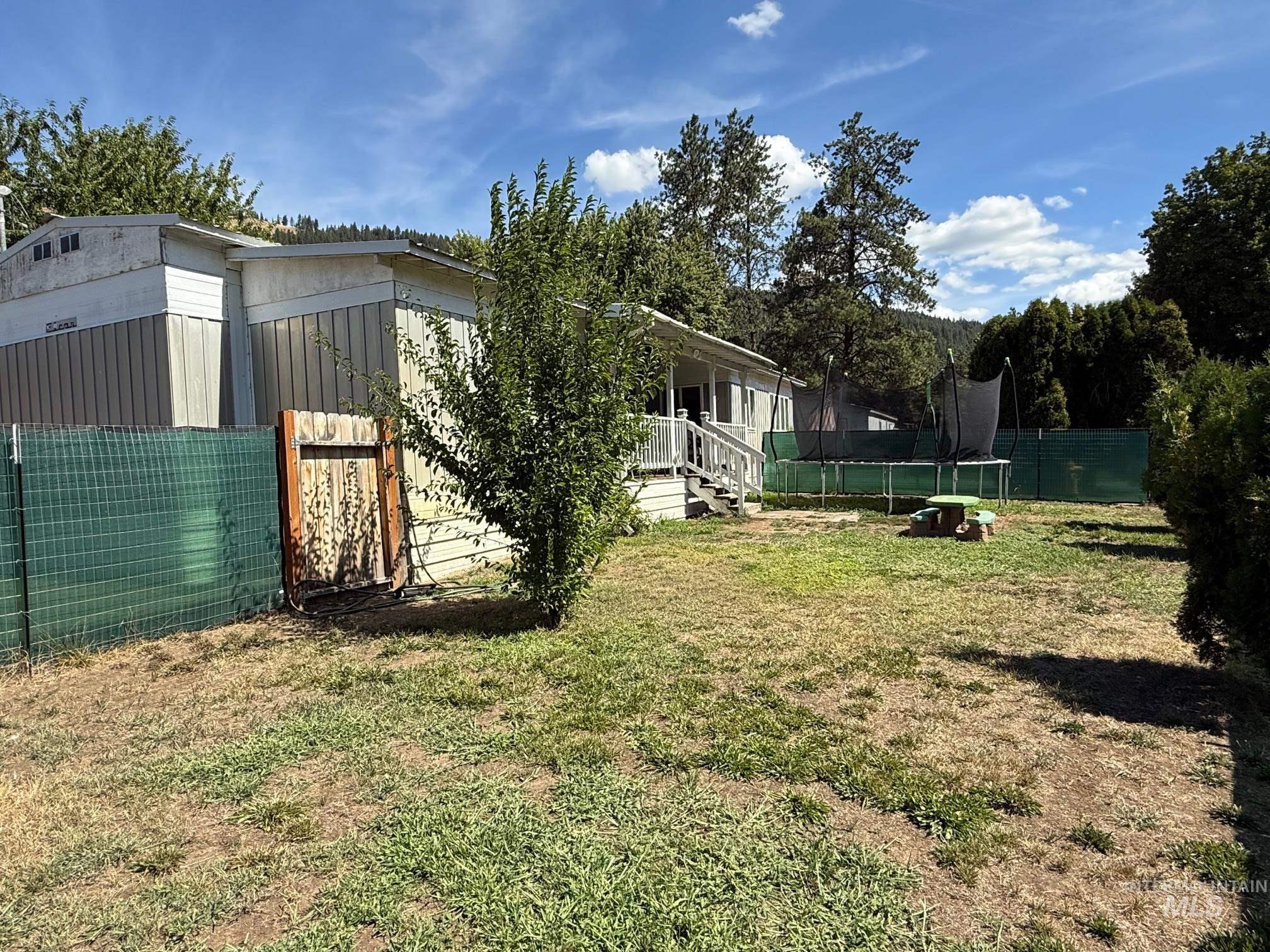 1 Chinook Ln, Orofino, Idaho 83544, 3 Bedrooms, 1 Bathroom, Residential For Sale, Price $35,000, 98958304