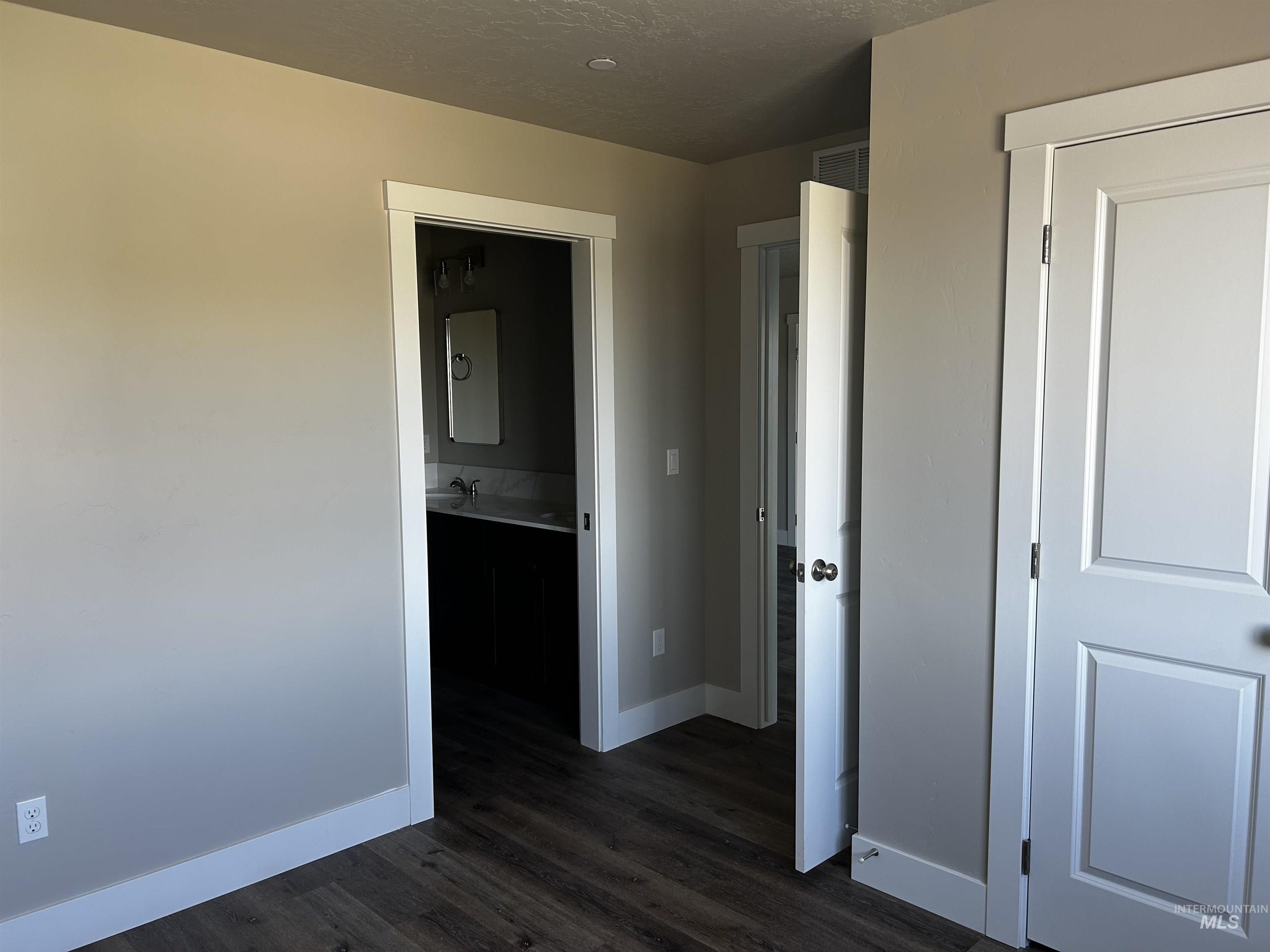 1040 Bighorn, Payette, Idaho 83661, 2 Bedrooms, 2 Bathrooms, Residential Income For Sale, Price $780,000, 98958706