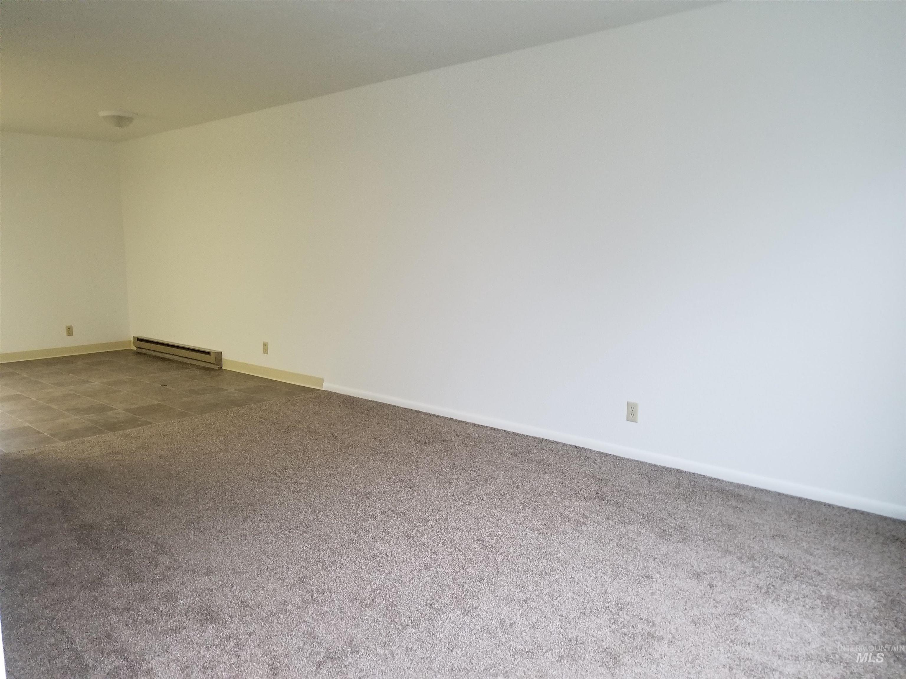 6738 W Westwood Ln, Boise, Idaho 83704, 2 Bedrooms, 1 Bathroom, Residential Income For Sale, Price $275,000, 98958807