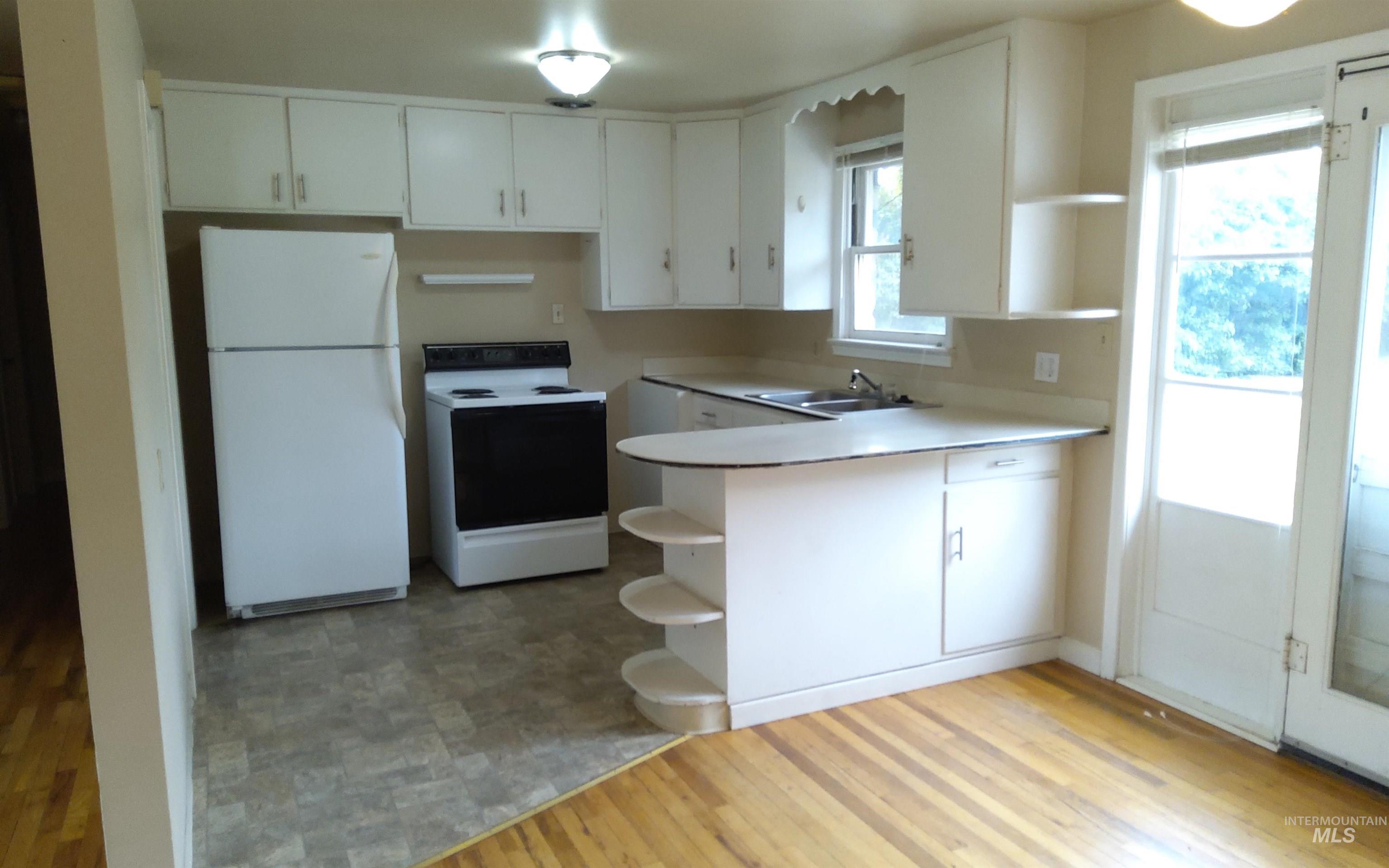 5707 W Gage St, Boise, Idaho 83706, 3 Bedrooms, 1 Bathroom, Residential Income For Sale, Price $375,000, 98958810