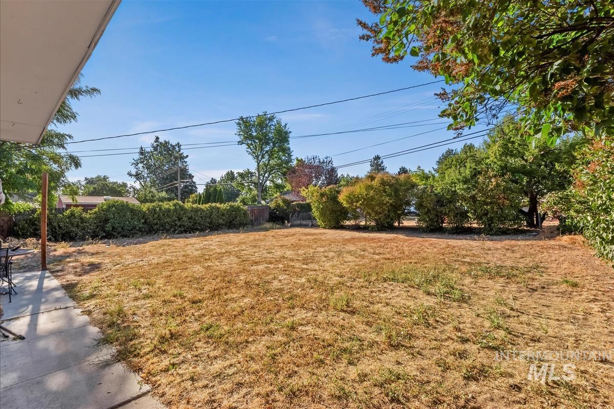 5707 W Gage St, Boise, Idaho 83706, 3 Bedrooms, 1 Bathroom, Residential Income For Sale, Price $375,000, 98958810