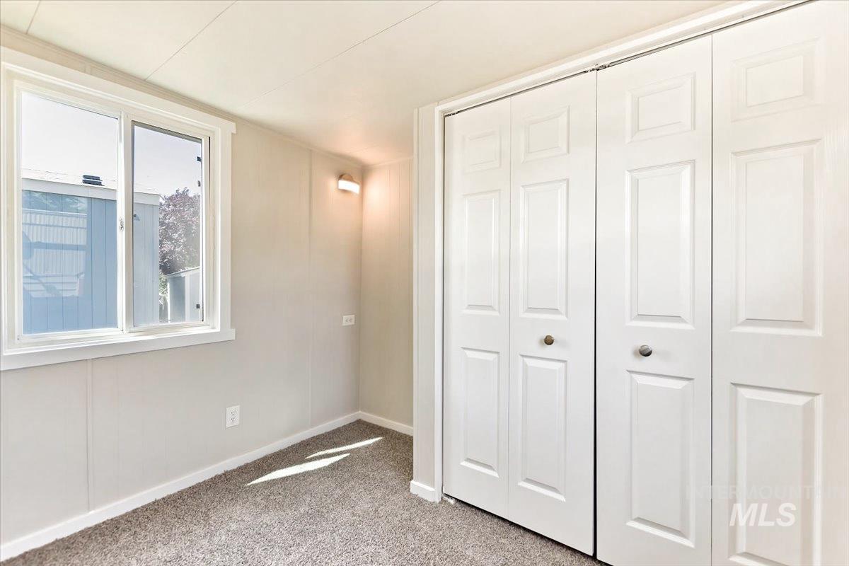 1180 Fox Ln, Boise, Idaho 83709, 2 Bedrooms, 1 Bathroom, Residential For Sale, Price $59,900, 98958867