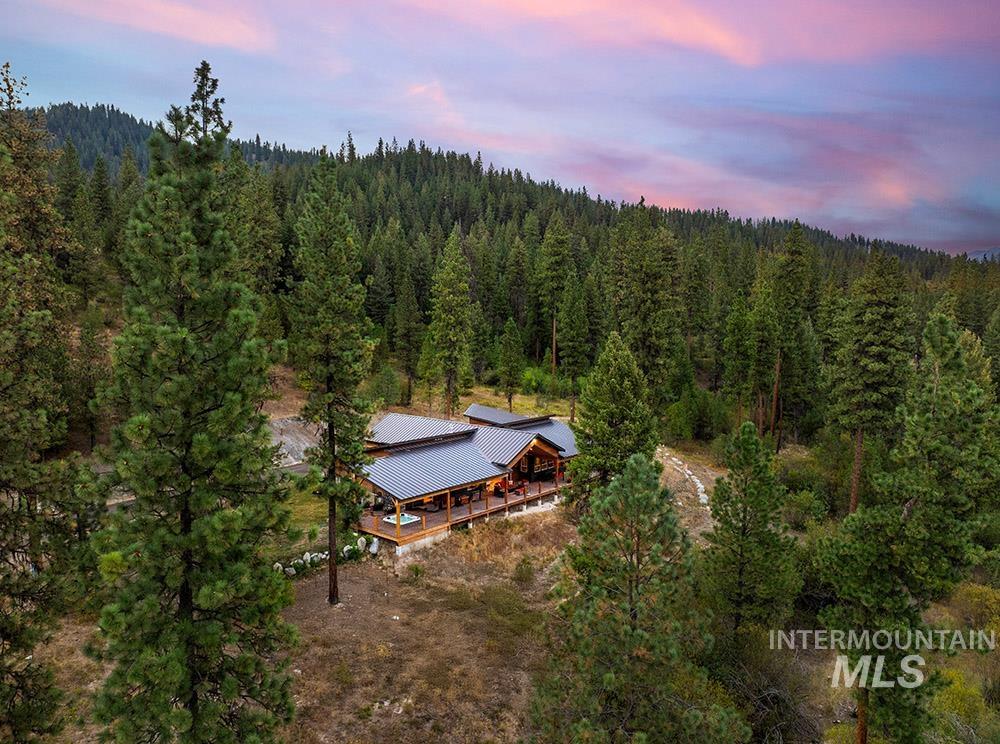 86 Tacoma Place, Garden Valley, Idaho 83622, 3 Bedrooms, 2.5 Bathrooms, Residential For Sale, Price $3,650,000, 98959130