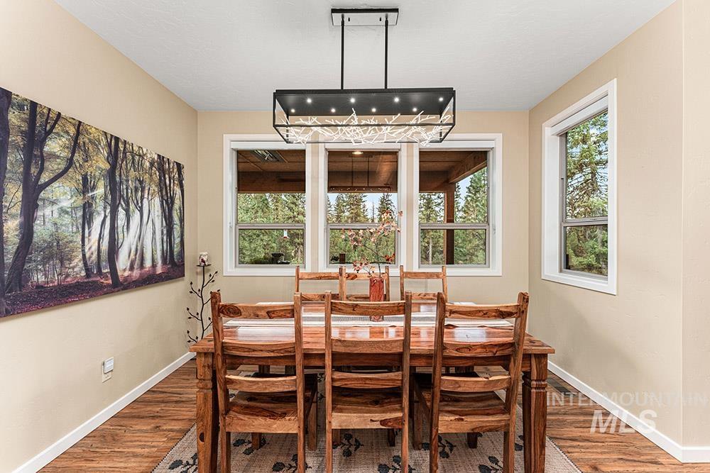 86 Tacoma Place, Garden Valley, Idaho 83622, 3 Bedrooms, 2.5 Bathrooms, Residential For Sale, Price $3,650,000, 98959130