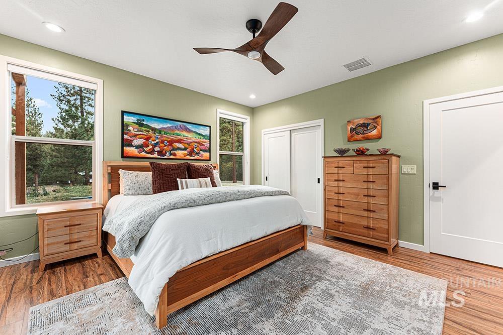 86 Tacoma Place, Garden Valley, Idaho 83622, 3 Bedrooms, 2.5 Bathrooms, Residential For Sale, Price $3,650,000, 98959130