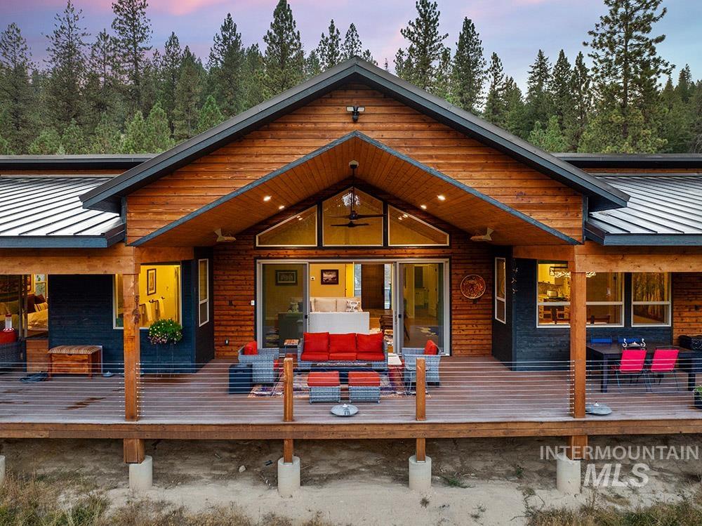 86 Tacoma Place, Garden Valley, Idaho 83622, 3 Bedrooms, 2.5 Bathrooms, Residential For Sale, Price $3,650,000, 98959130
