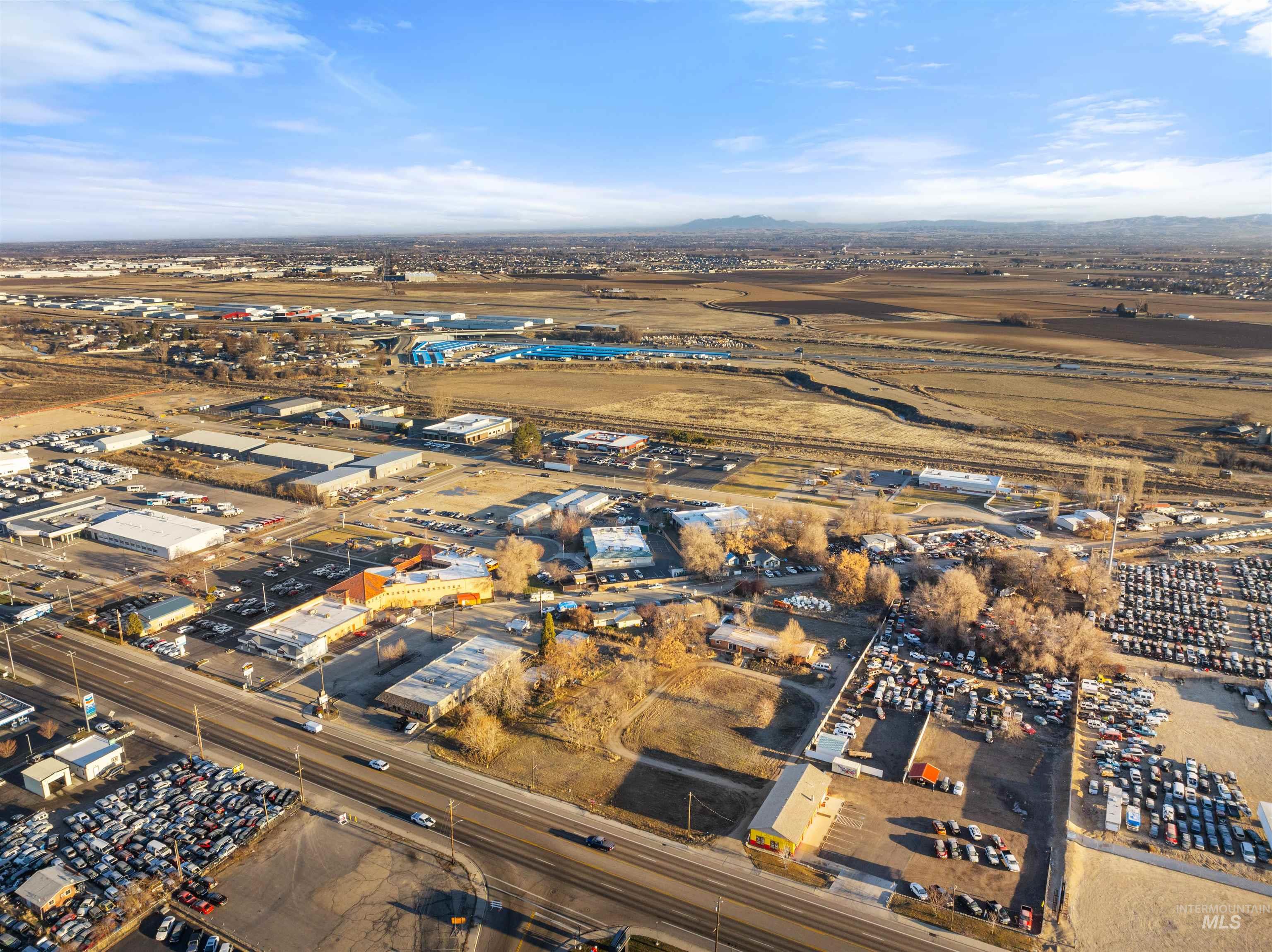 View of property location featuring an industrial area
