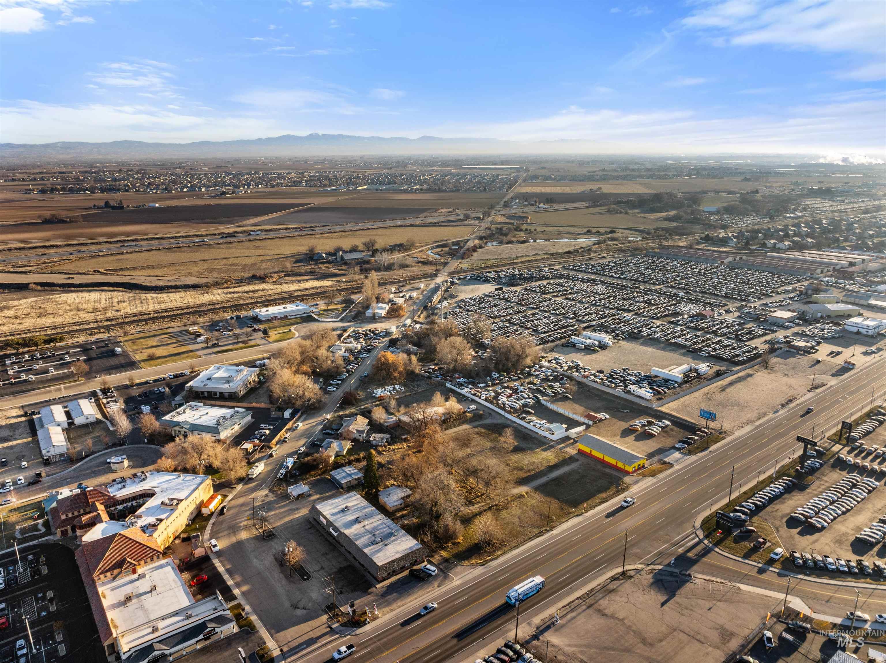 6121 & 6211 Cleveland Blvd, Caldwell, Idaho 83607, 3 Bedrooms, 25 Rooms, Business/Commercial For Sale, Price $2,500,000, 98959365