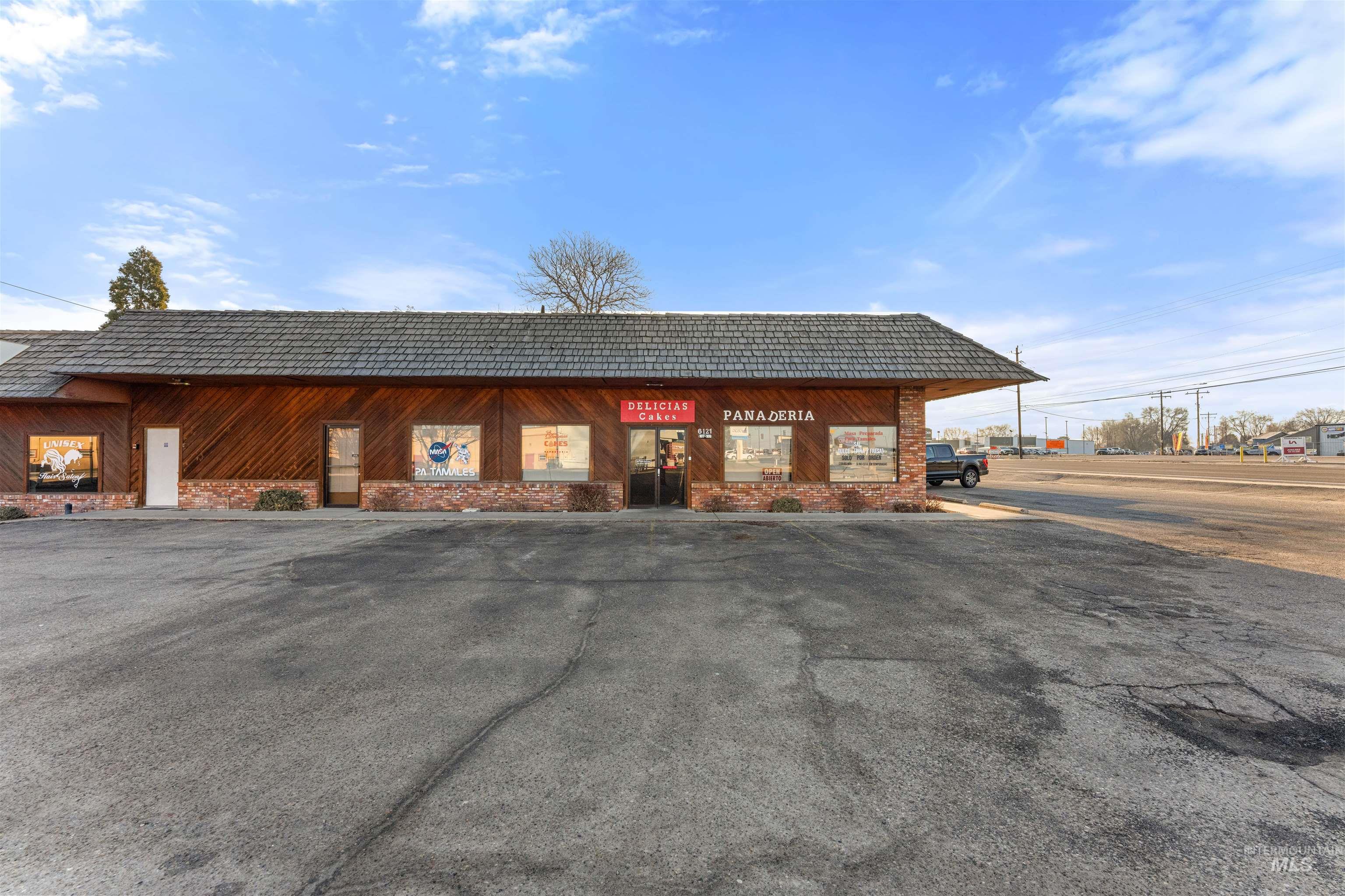 6121 & 6211 Cleveland Blvd, Caldwell, Idaho 83607, 3 Bedrooms, 25 Rooms, Business/Commercial For Sale, Price $2,500,000, 98959365