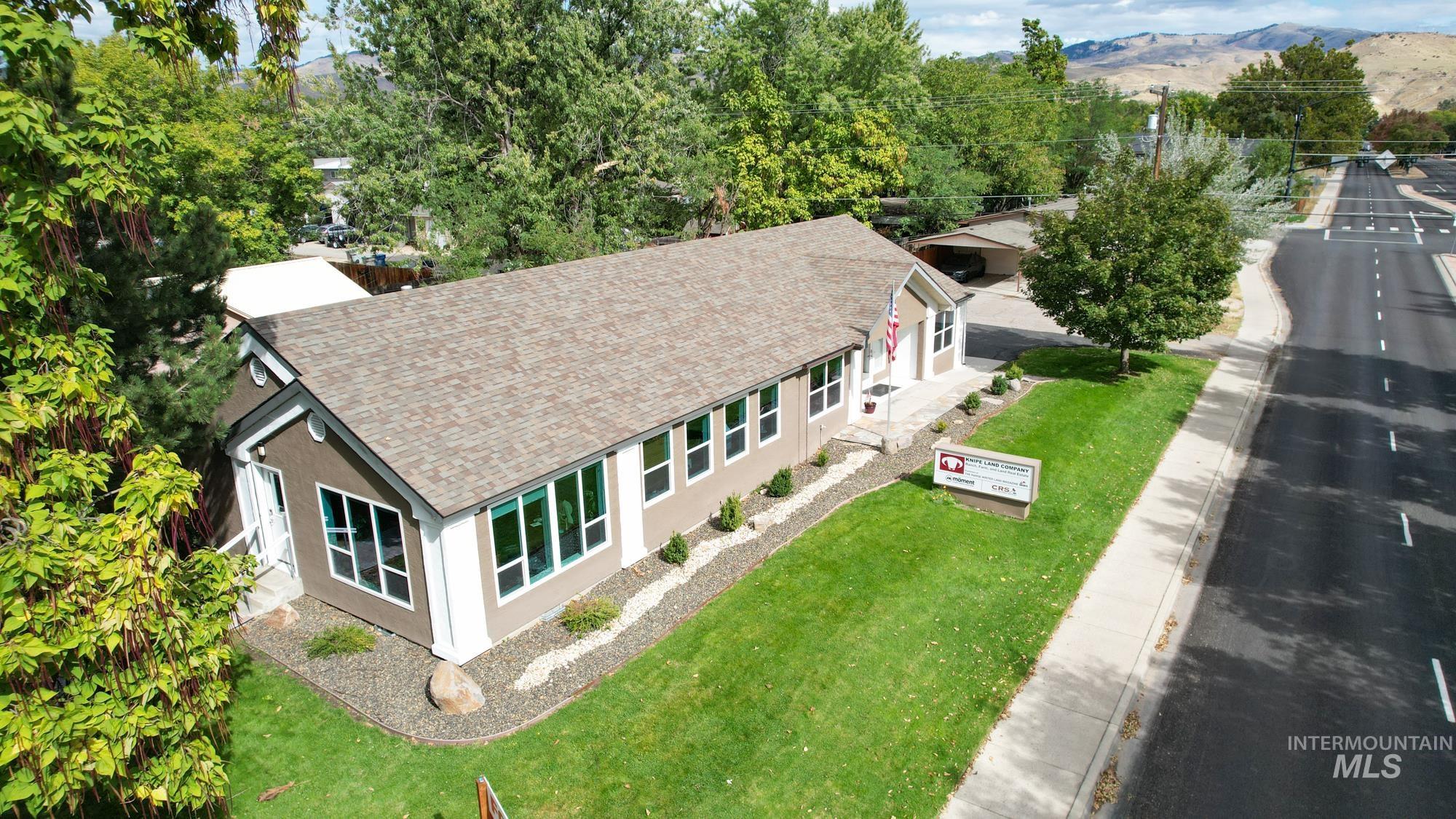 860 W Beacon St, Boise, Idaho 83706, Business/Commercial For Sale, Price $1,750,000, 98959410