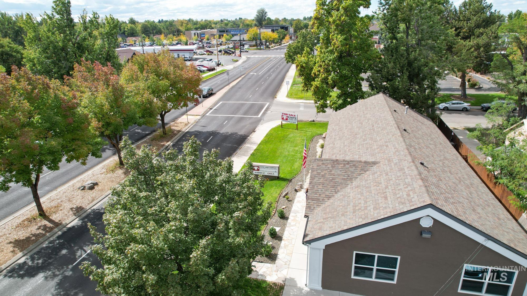 860 W Beacon St, Boise, Idaho 83706, Business/Commercial For Sale, Price $1,750,000, 98959410