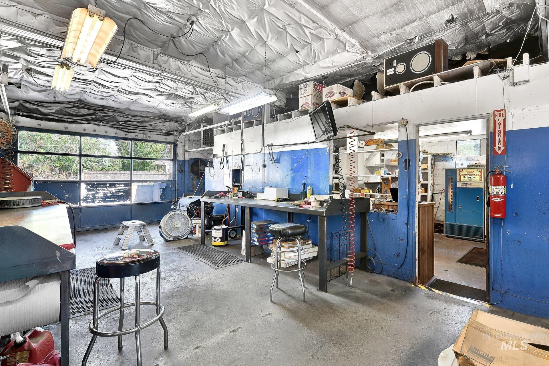 30 S Latah, Boise, Idaho 83705, Business/Commercial For Sale, Price $1,515,000, 98959417