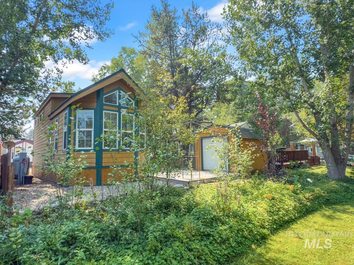30 F Street, Cascade, Idaho 83611, 1 Bedroom, 0.5 Bathroom, Residential For Sale, Price $199,000, 98959439