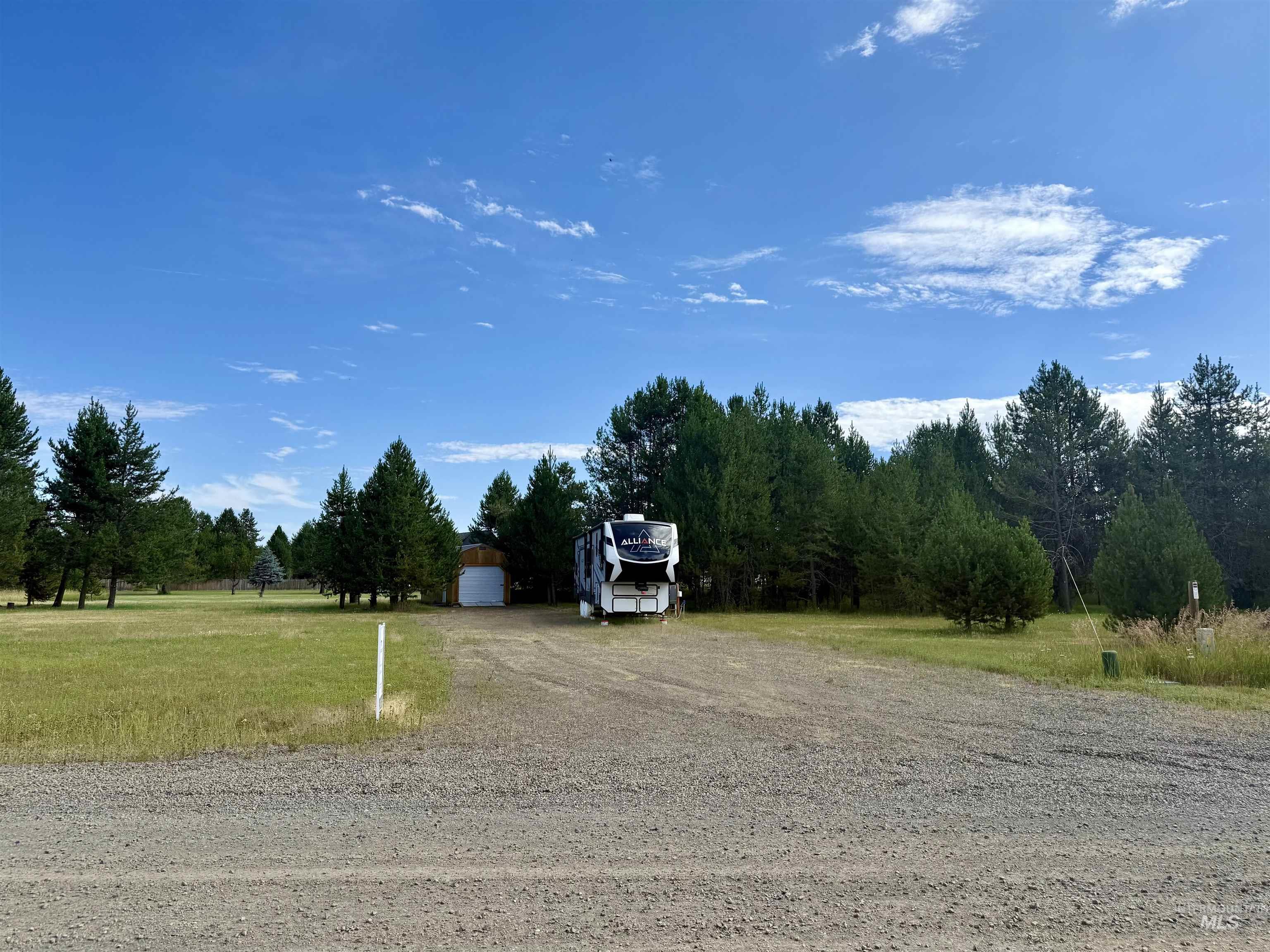 View of dirt / gravel road
