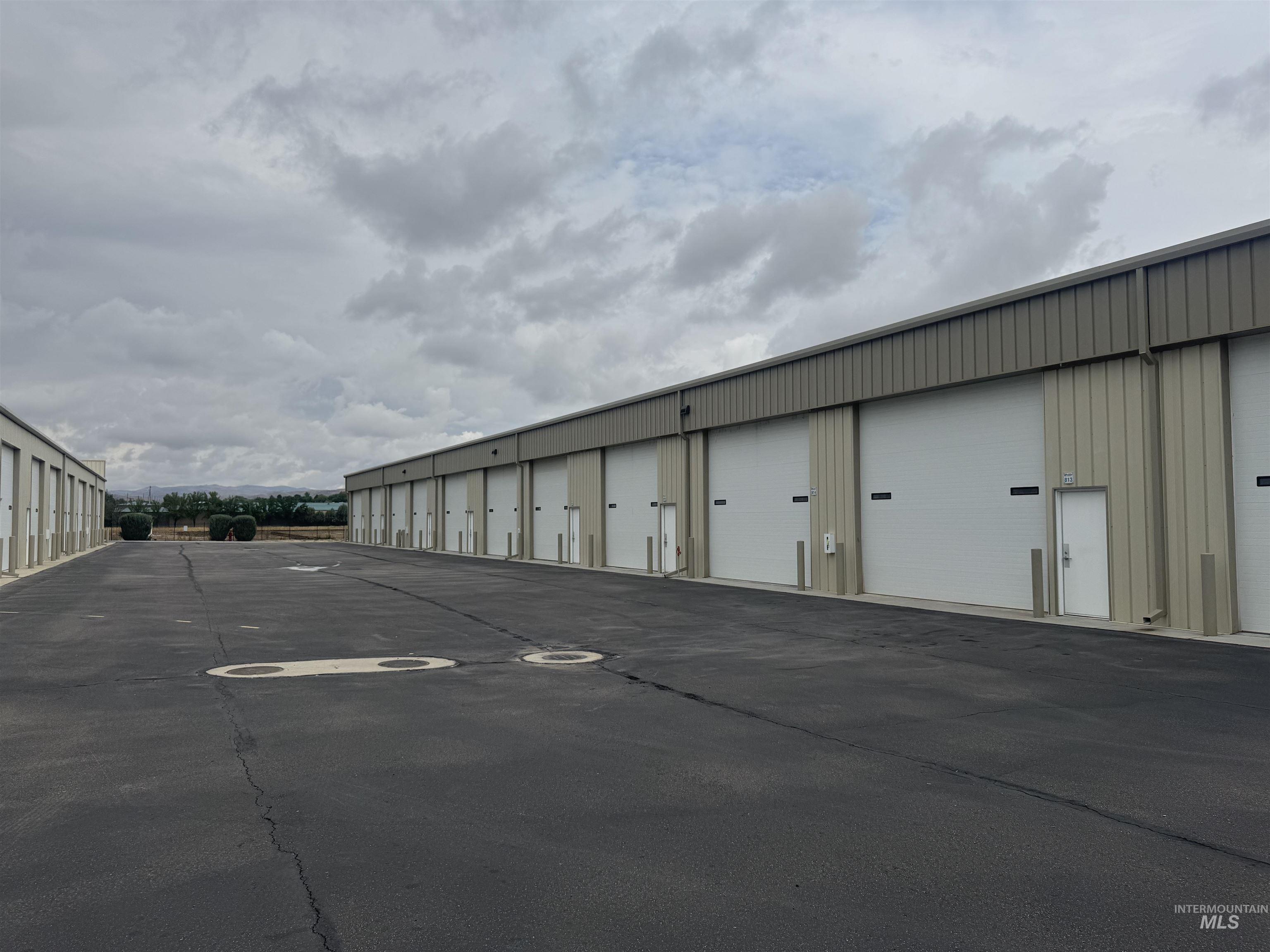 9049 N Horseshoe Bend Rd, Eagle, Idaho 83616, Business/Commercial For Sale, Price $495,000, 98959704