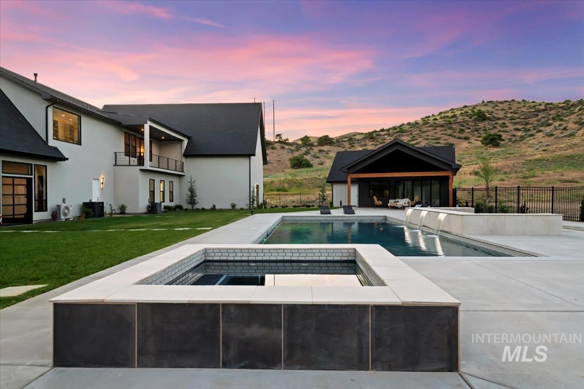 6162 N High Valley Way, Boise, Idaho 83714-5546, 4 Bedrooms, 5 Bathrooms, Residential For Sale, Price $2,999,900, 98959707