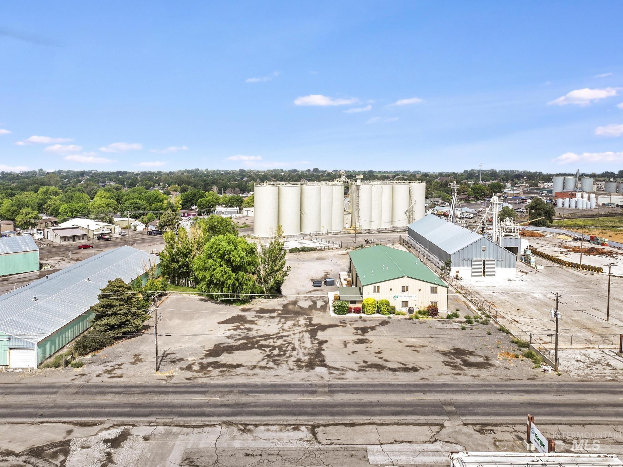 Bird's eye view of an industrial area