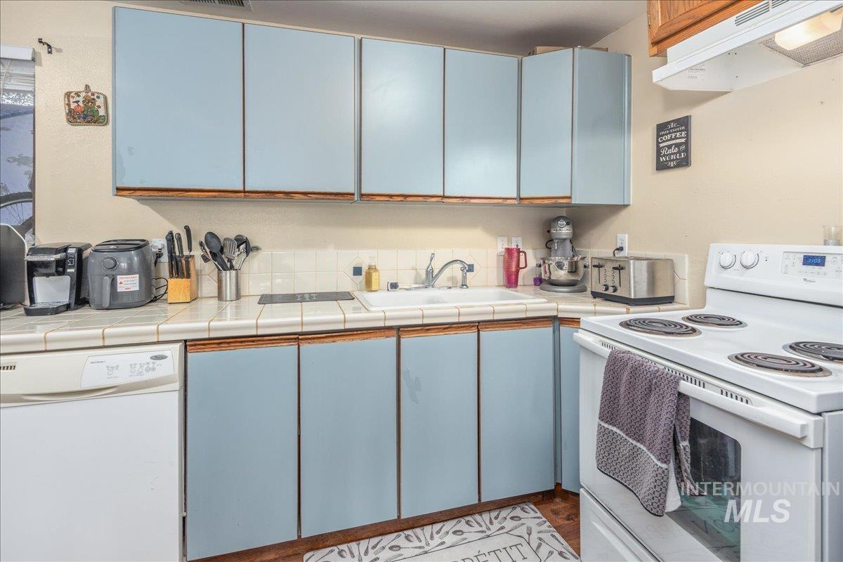 4530 W Tabitha St, Boise, Idaho 83706, 2 Bedrooms, 1 Bathroom, Residential Income For Sale, Price $599,990, 98959826
