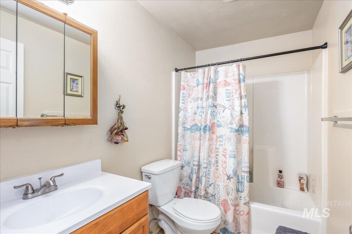 4530 W Tabitha St, Boise, Idaho 83706, 2 Bedrooms, 1 Bathroom, Residential Income For Sale, Price $599,990, 98959826